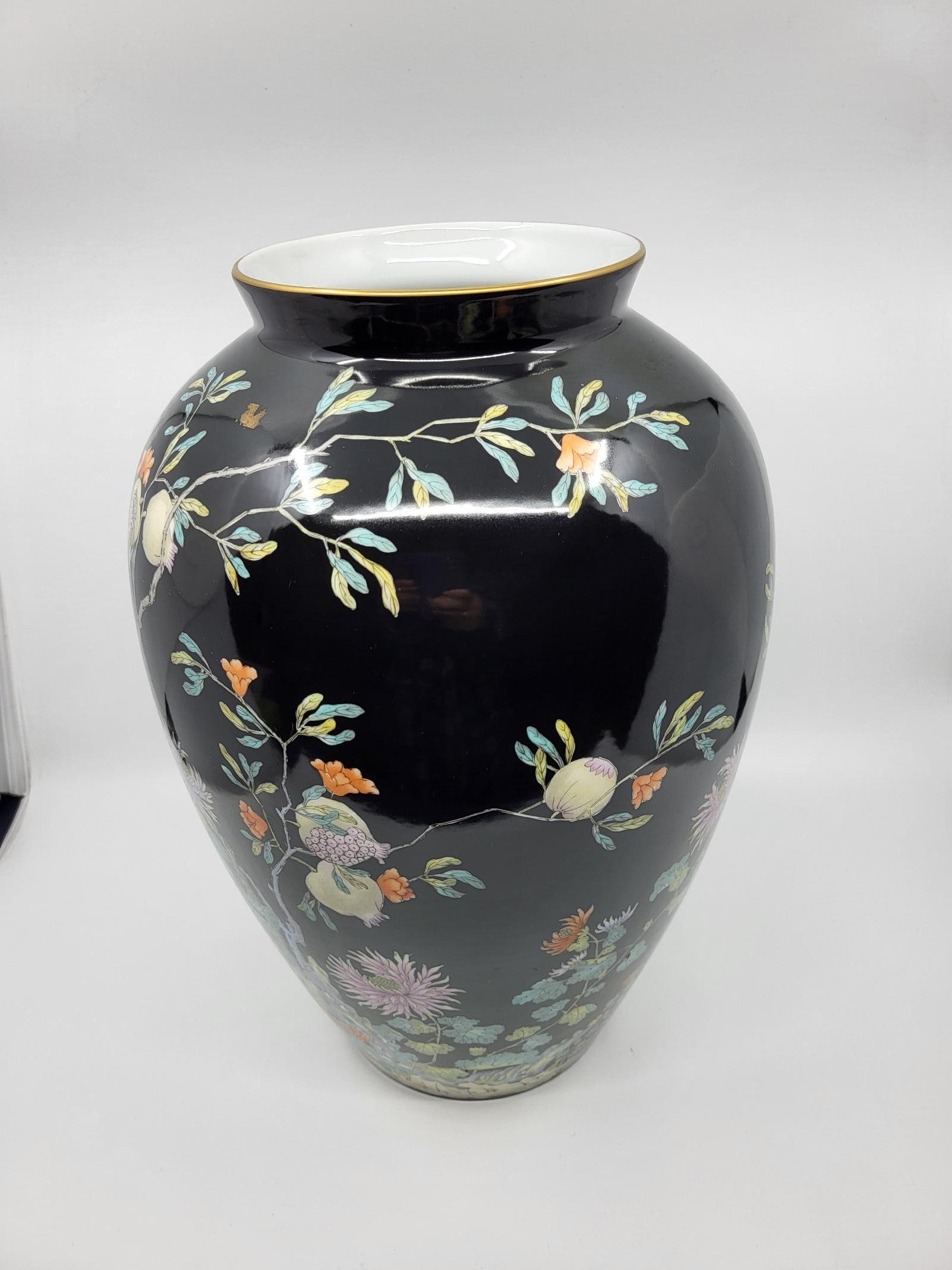 Mid-20th Century Vase Krautheim Selb Bavaria céramique noire décor chinois Allemand 1960 Vintage For Sale