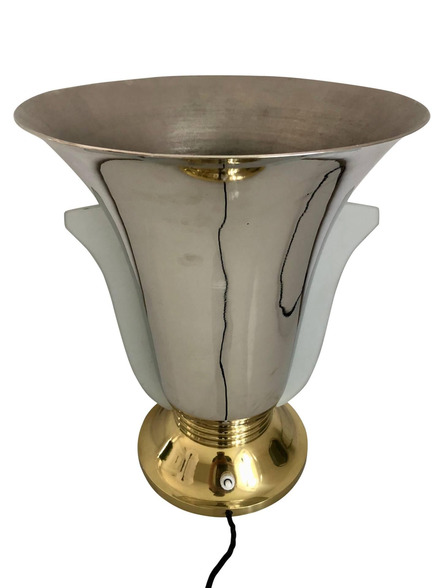 Vase Lamp with Sanded Glass in Tulip Shape, Chromed, Art Deco, France 1930s In Good Condition For Sale In Ulm, DE