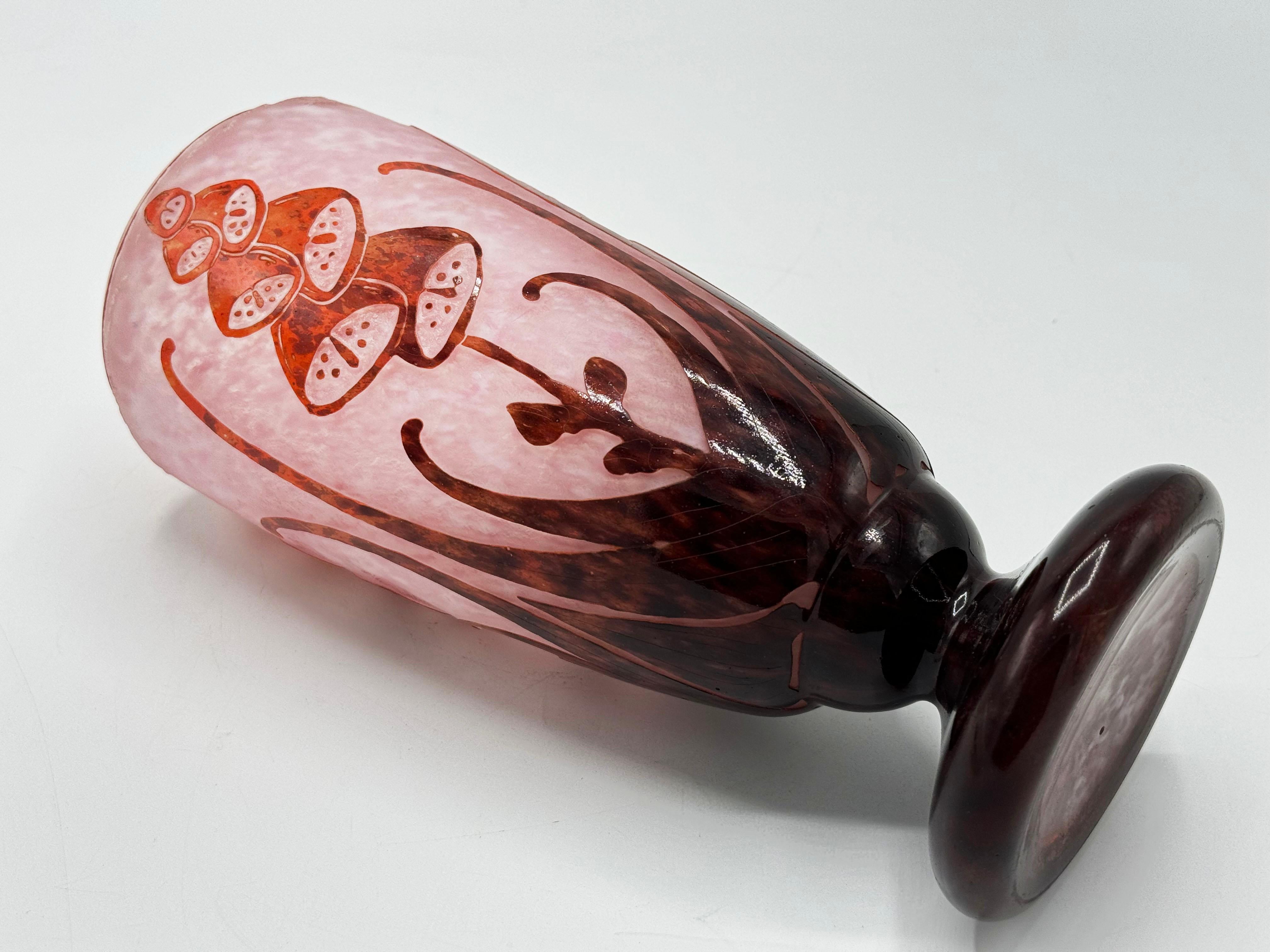 Francese Vaso Le Verre Français Digitalis Fiori Art Deco in vendita