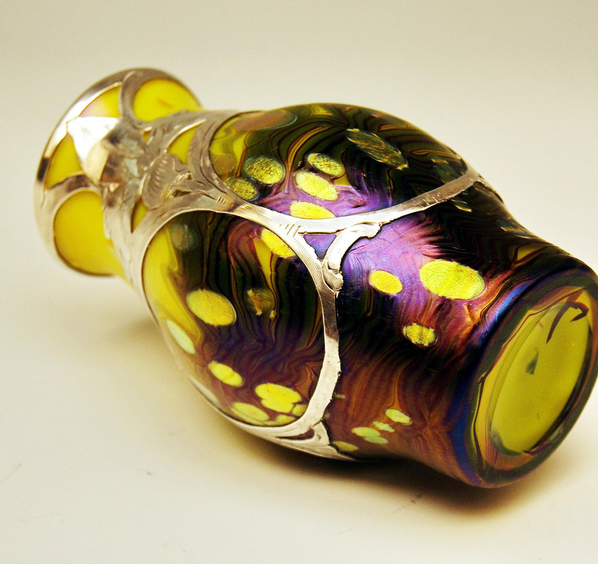 Autrichien Vase Loetz Widow Klostermuehle Bohemia Art Nouveau Cytisus jaune citron en vente