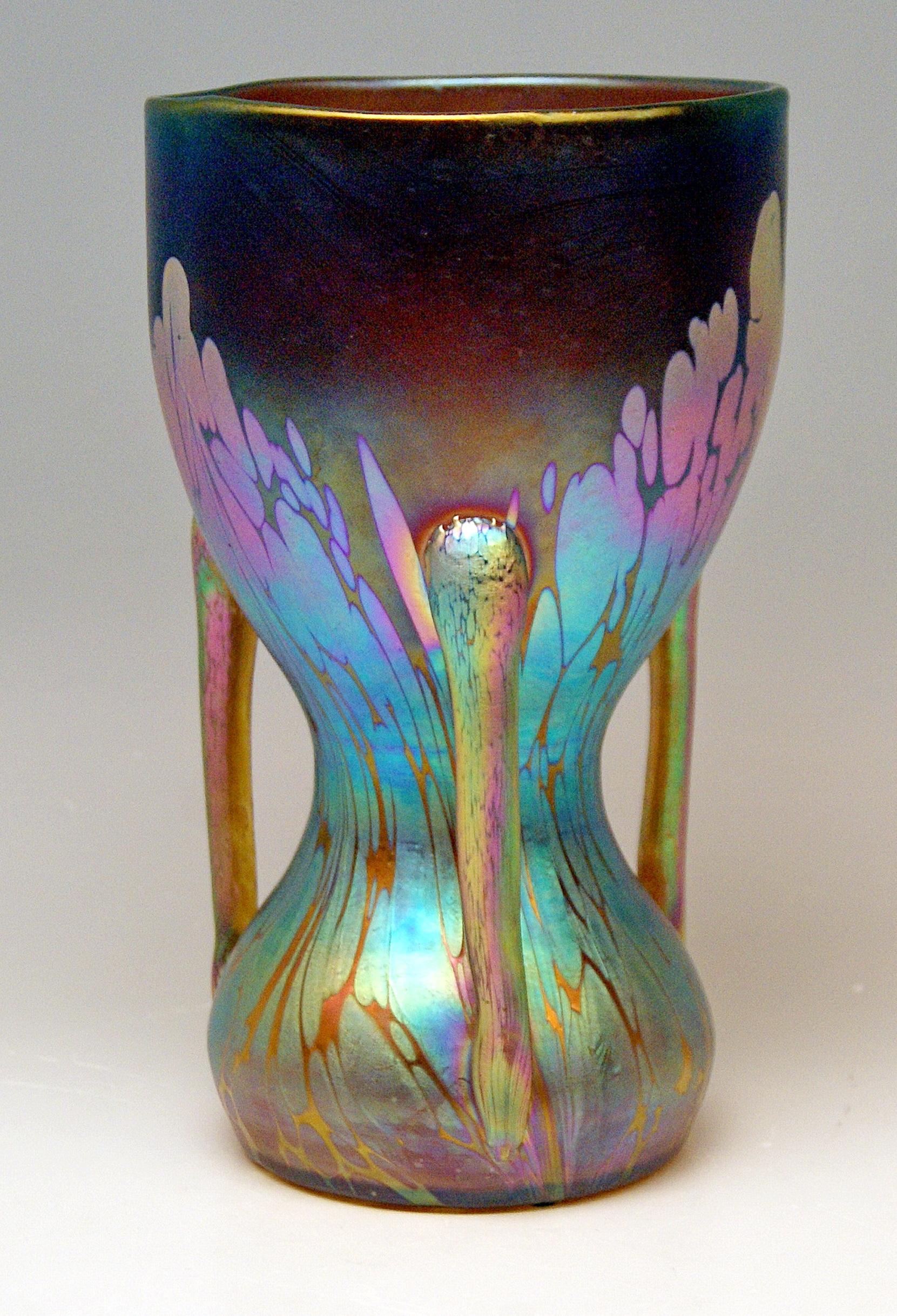 Vase Loetz (Lötz) Widow Klostermuehle Bohemia Art Nouveau.

Made by Loetz, Klostermuehle (Bohemia), circa 1902
Decor: Phaenomen Genre 2/484 Medici (Spreading Chestnut)

This finest Loetz Art Nouveau Vase is of wide as well as of tapering form