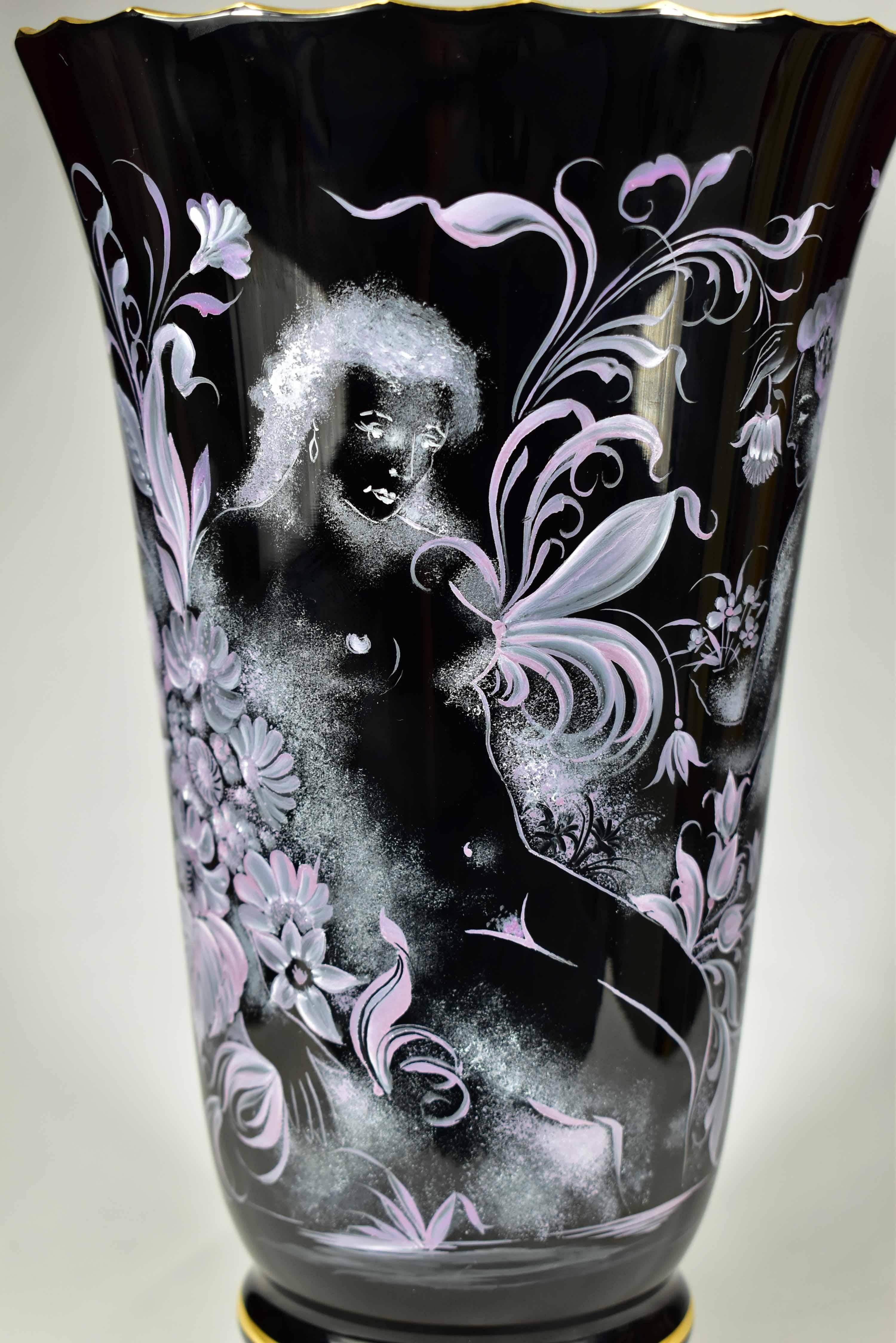 Jarrón de Vidrio Negro, Pintado en estilo Art Decó Siglo XX en venta 3