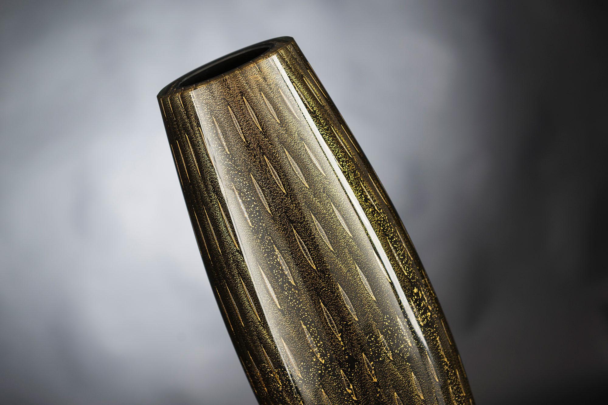 Modern Vase Mocenigo Slim Big, Muranese Glass, Gold 24-Karat and Black, Italy For Sale