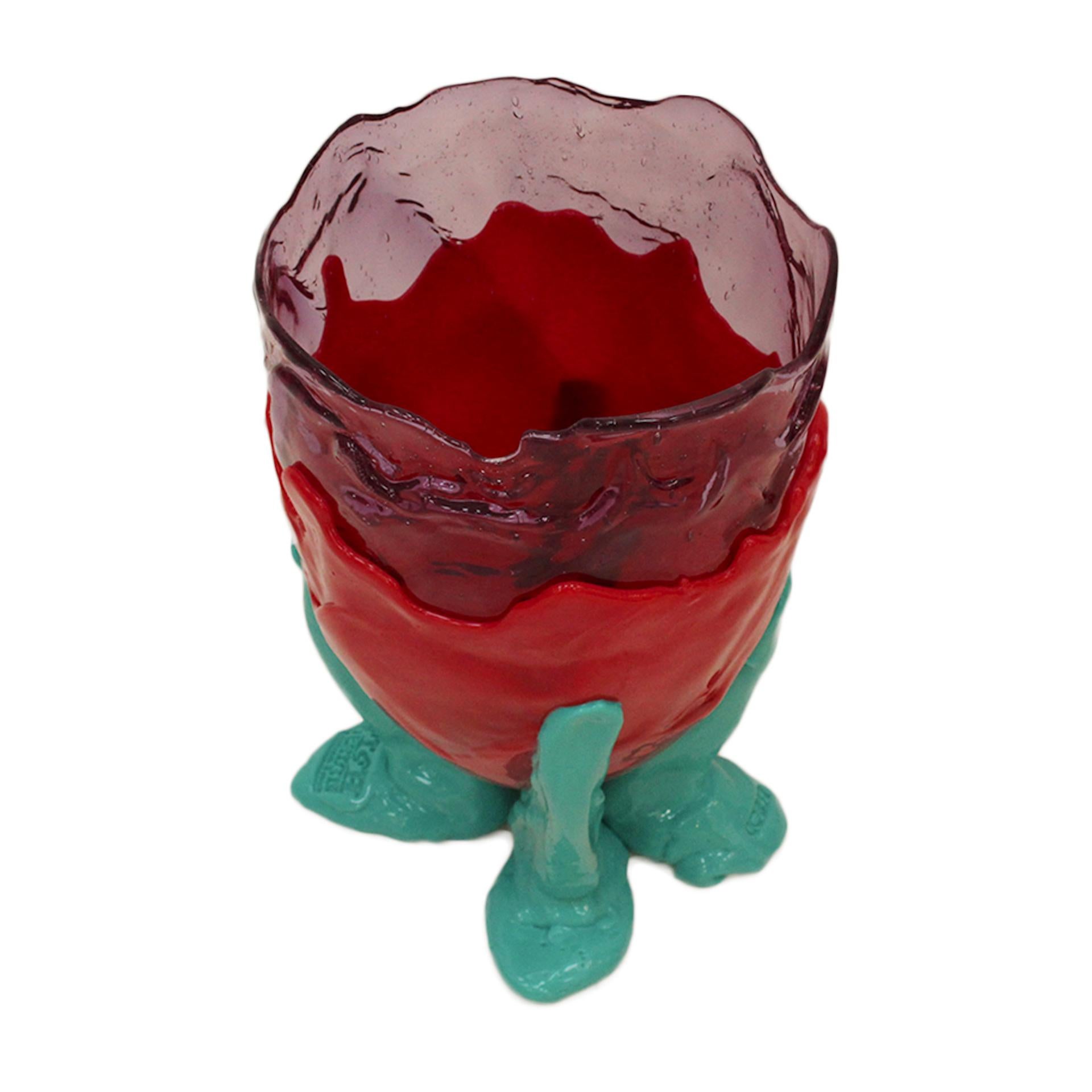 XXIe siècle et contemporain Vase d'art italien conçu par Gaetano Pesce et fabriqué en résine colorée en vente
