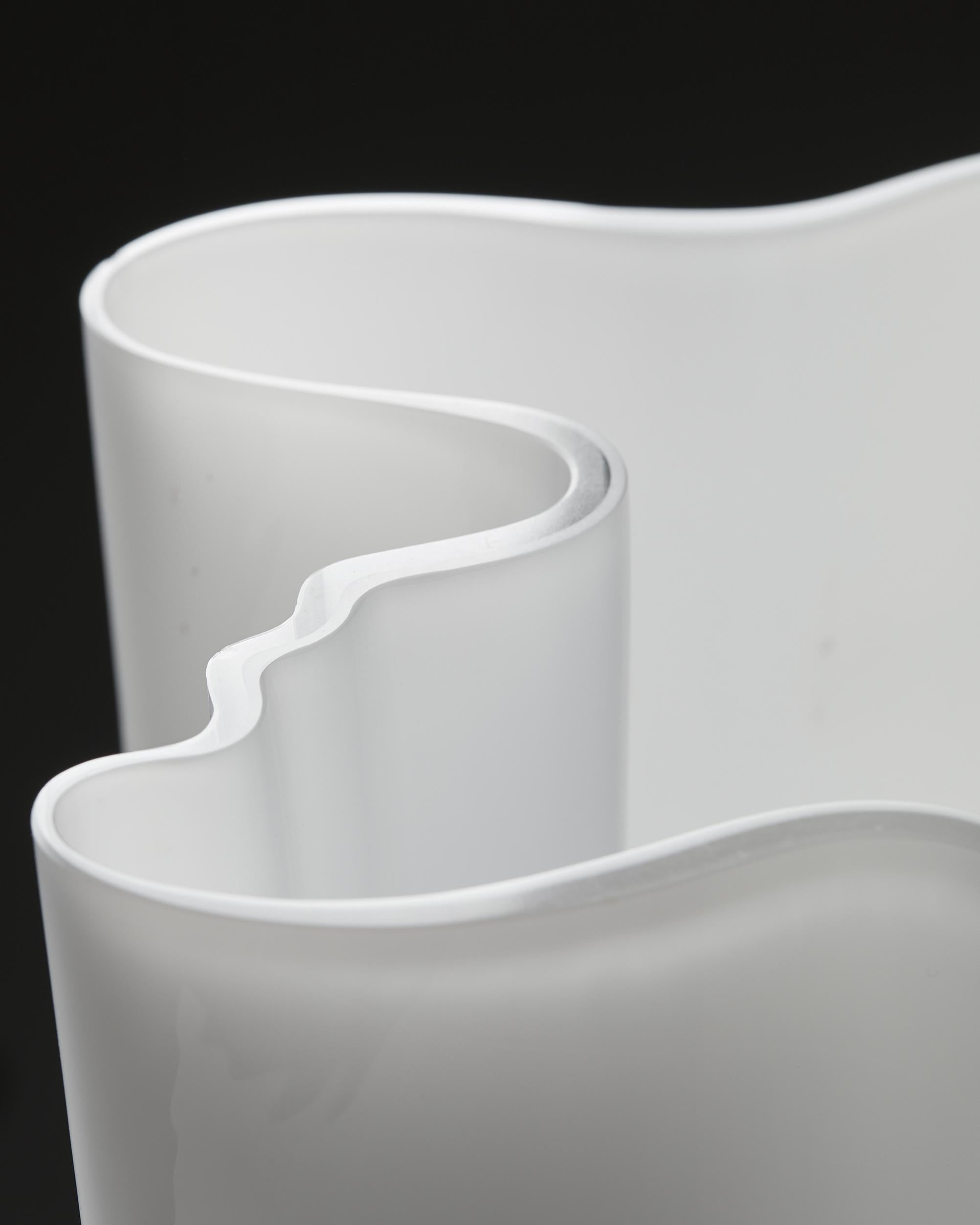 Opal Vase, “model 3031” Designed by Alvar Aalto,