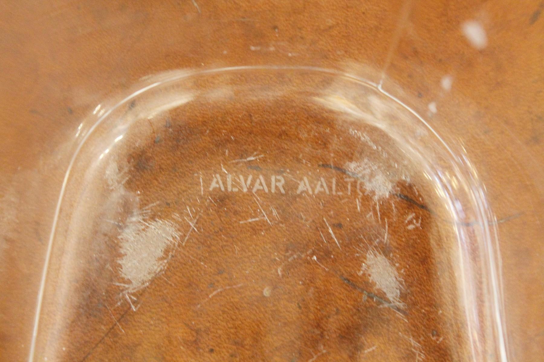 Mid-Century Modern Vase Model 'Savoy 9750' by Alvar Aalto for Karhula Glassworks