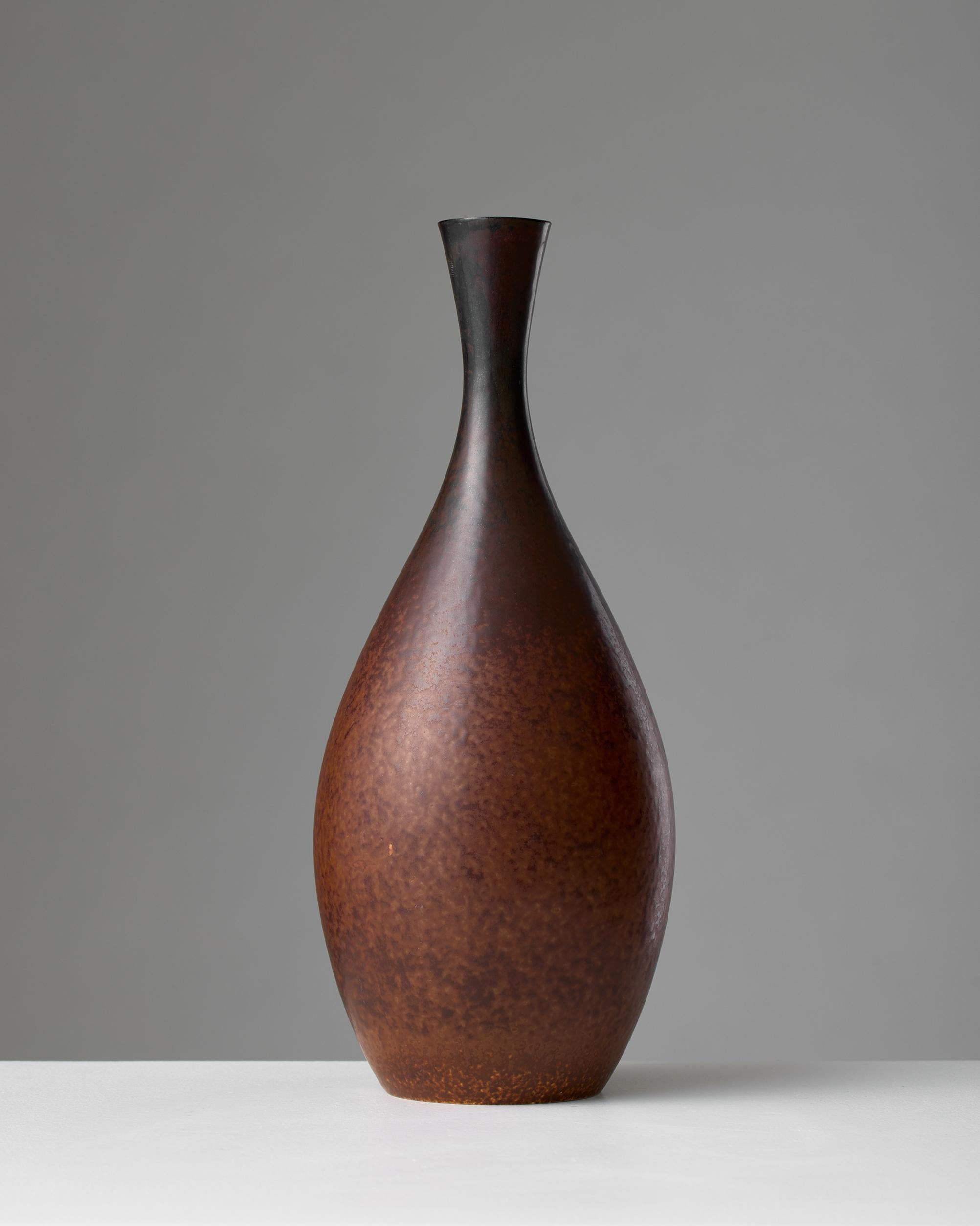 Vase, modèle SYA, Design/One Carl-Harry Stålhane, Rörstrand Suède, années 1960 Bon état - En vente à Stockholm, SE