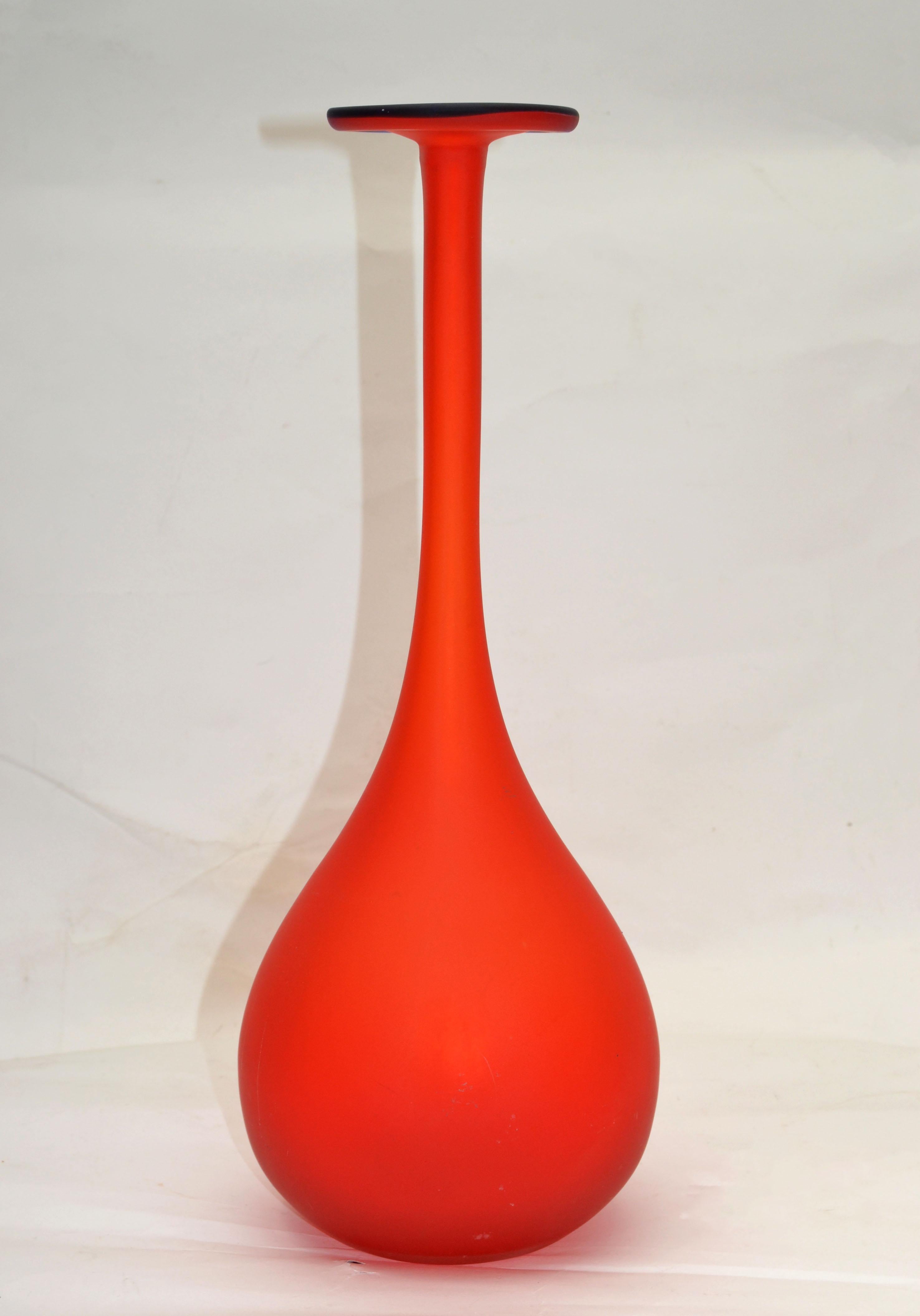 20th Century Vase Moretti Style Translucent Red & Blue Satin Glass Bud Vases Italy For Sale