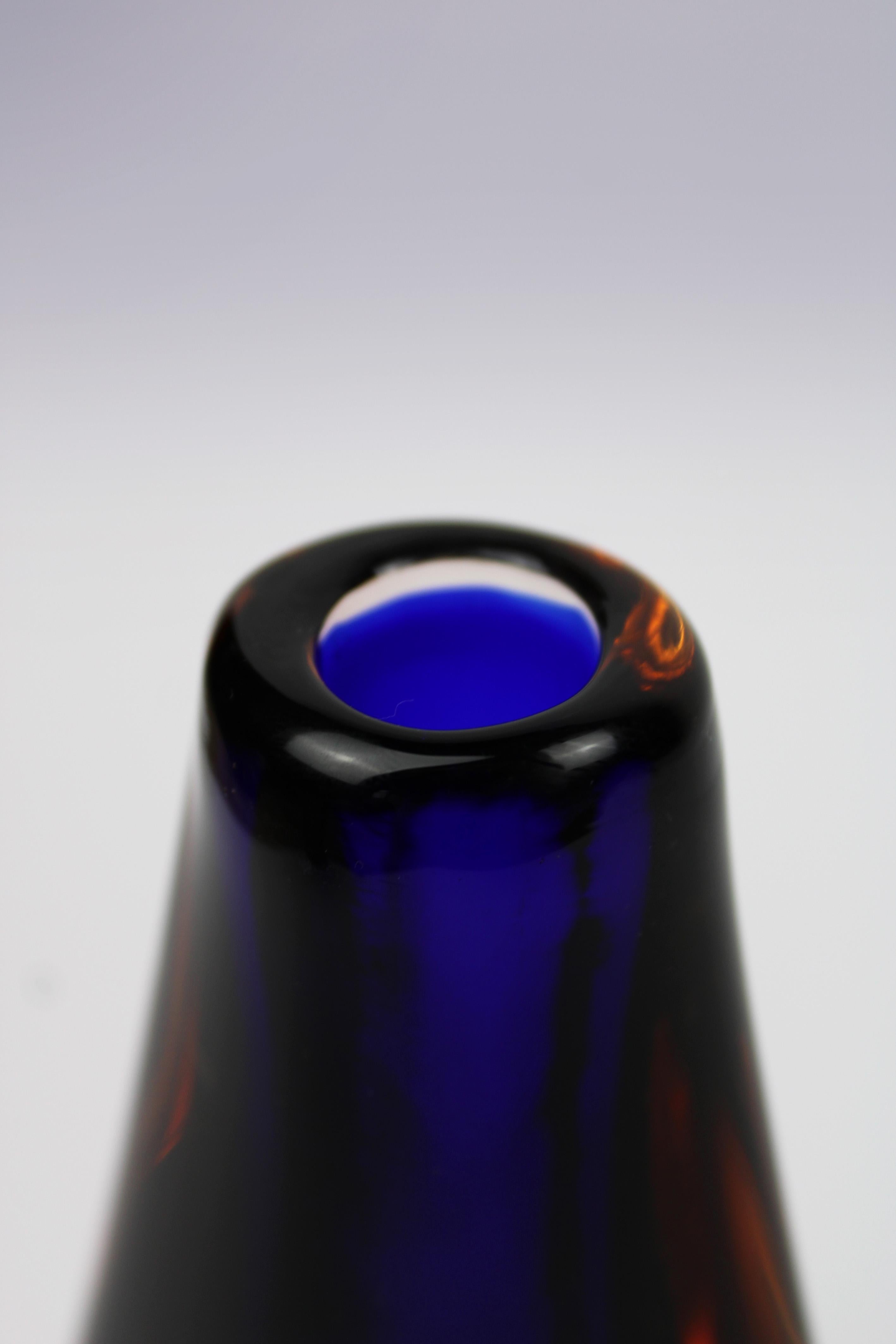 Vase Murano Flavio Poli Yellow Blue Glass Seguso Italy 1970's In Good Condition In Antwerpen, BE