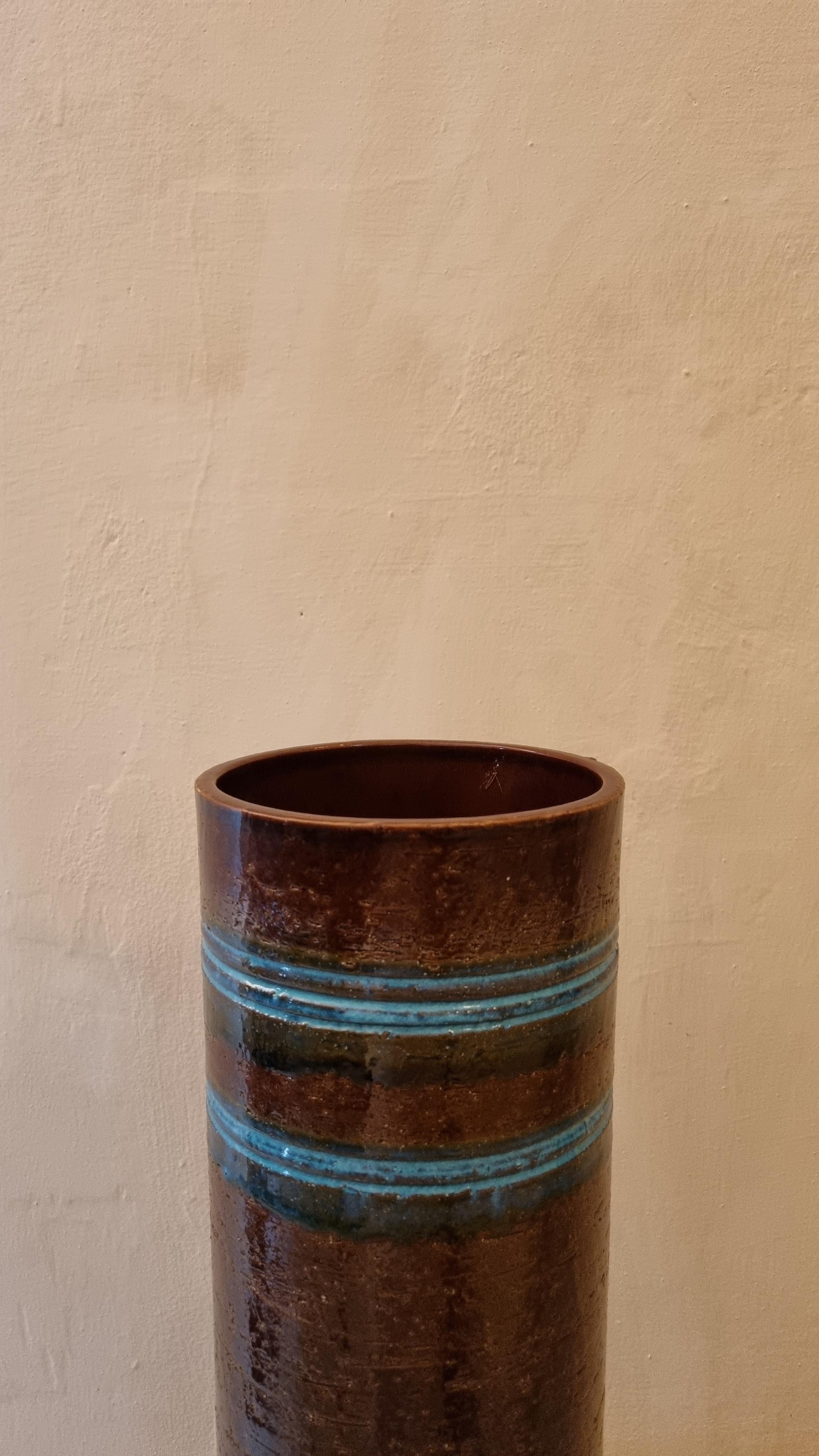 Italian Vase of the Rimini series by Aldo Londi for  Bitossi Montelupo pottery, 70s. For Sale
