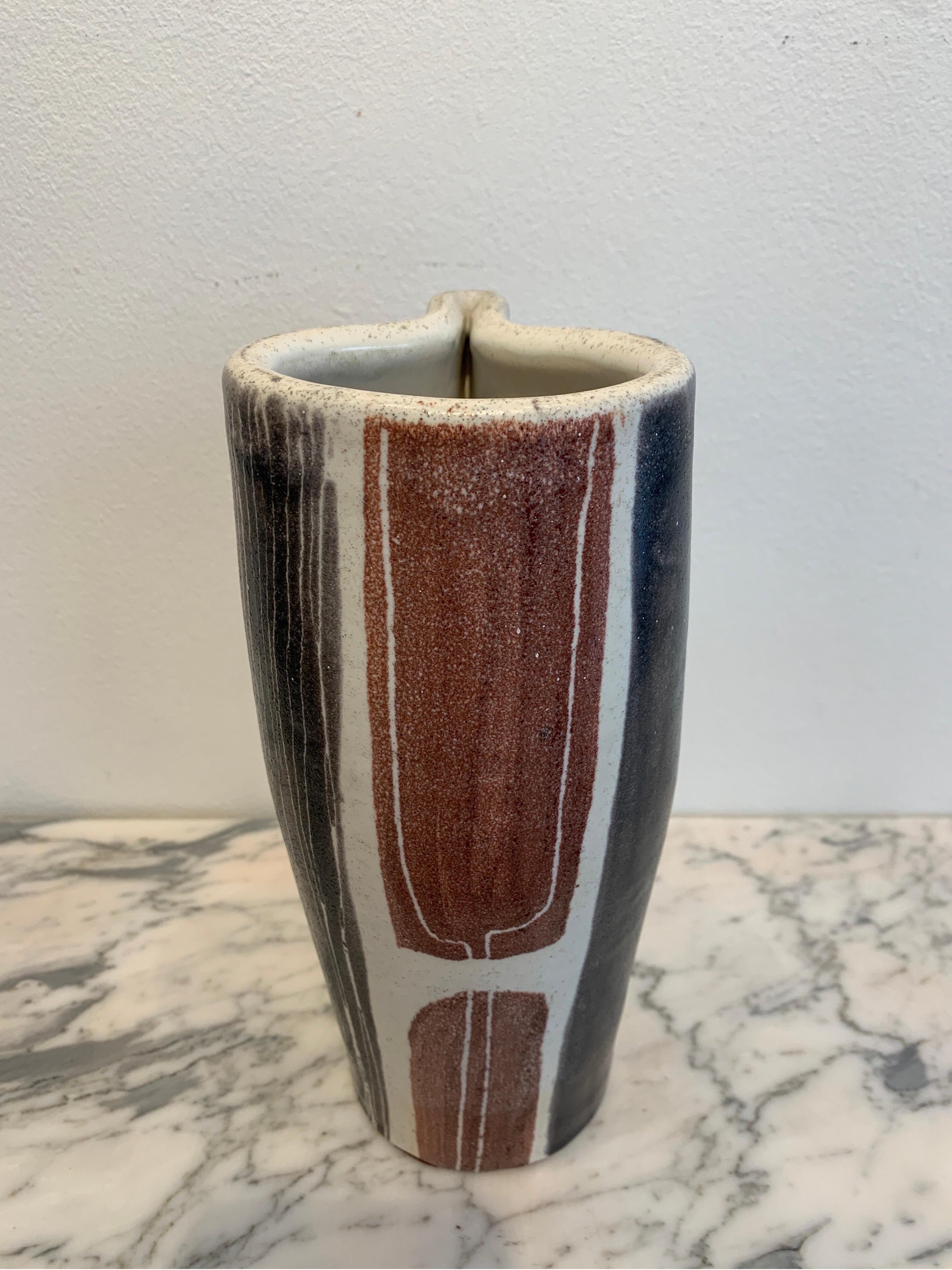 Vase Pincé by Mado Jolain, Signed, 1950s In Good Condition For Sale In Brussels, BE