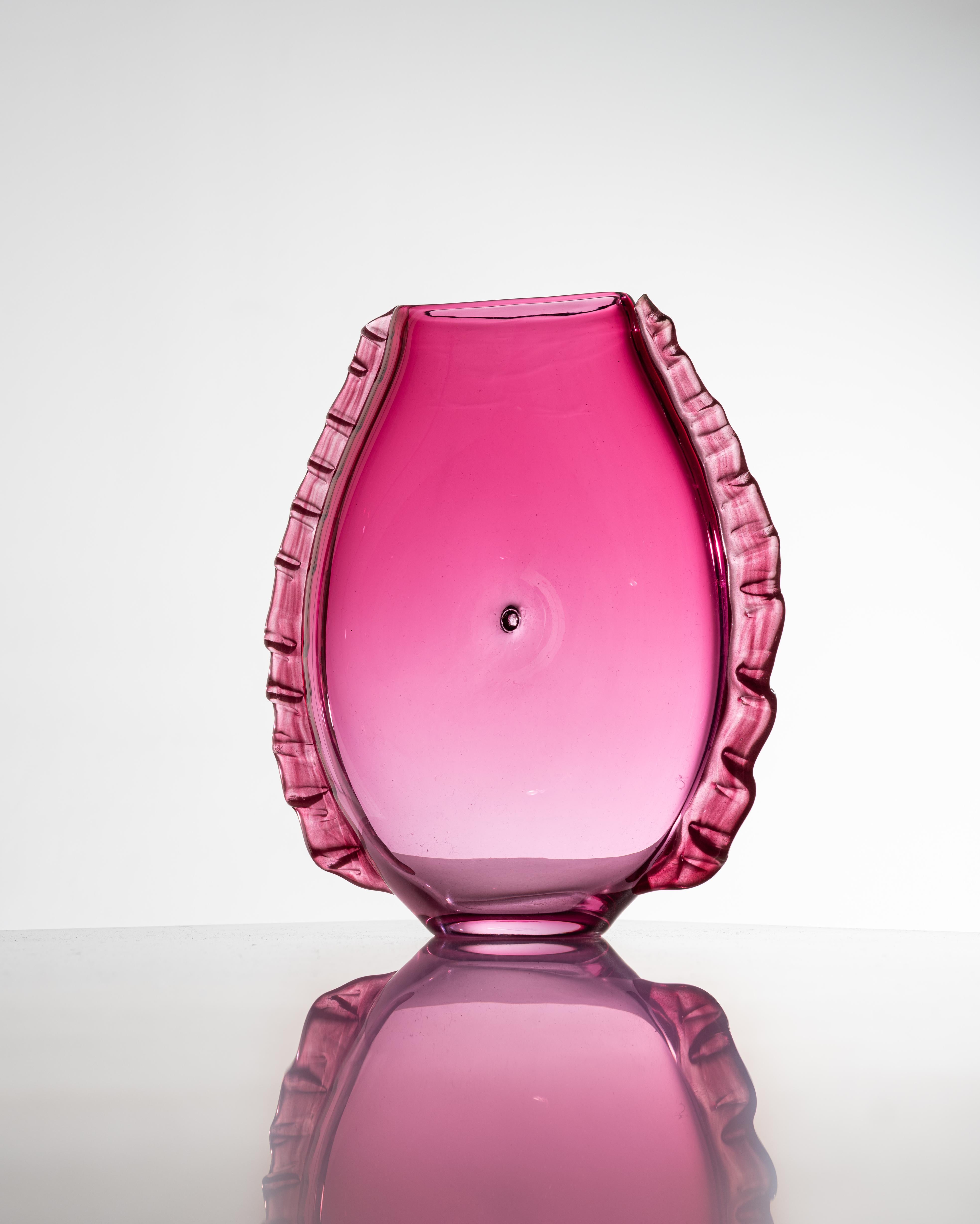 Vase Piscis Couture Rose In New Condition For Sale In PARIS, FR