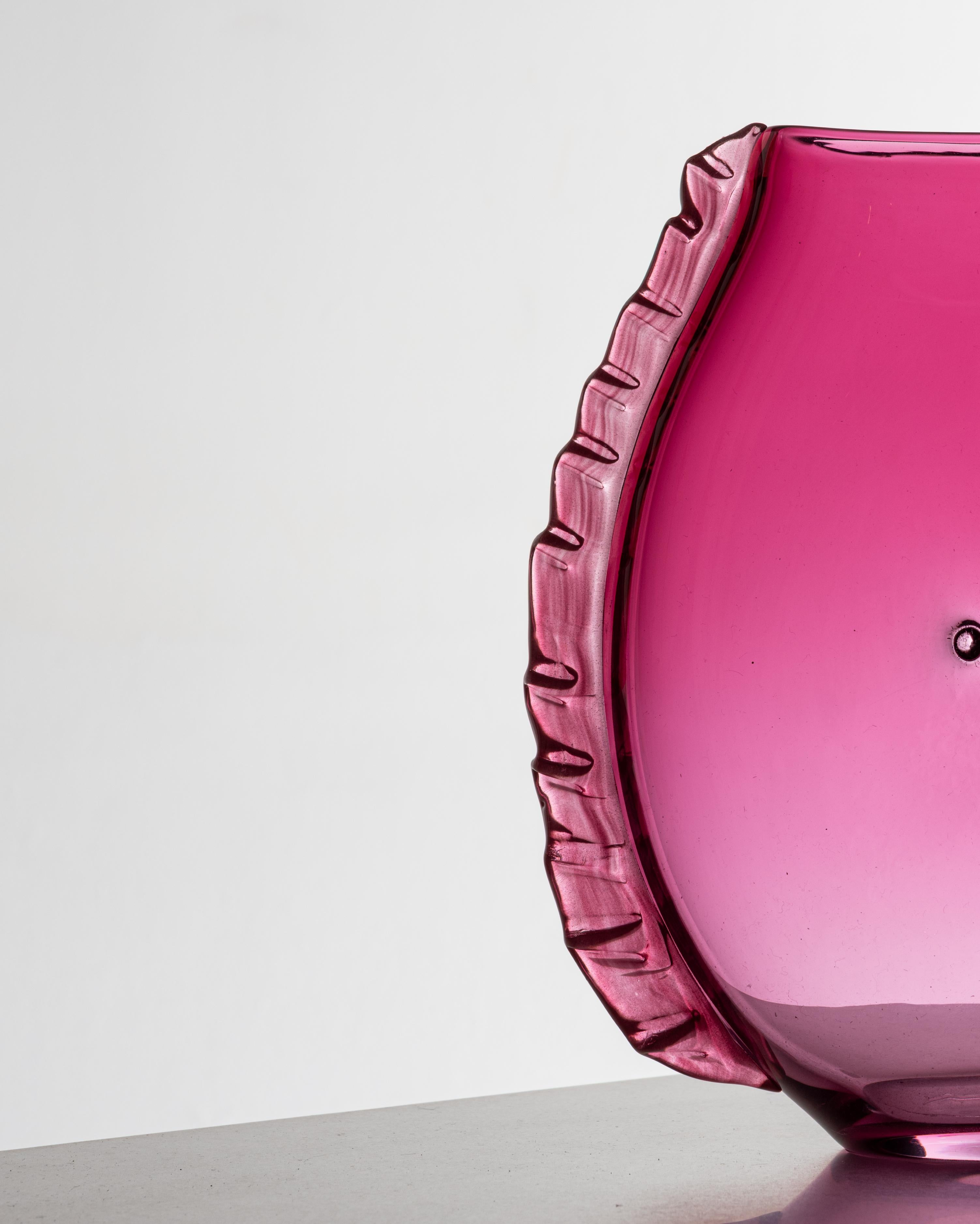 Vase Piscis Couture Rose For Sale 3