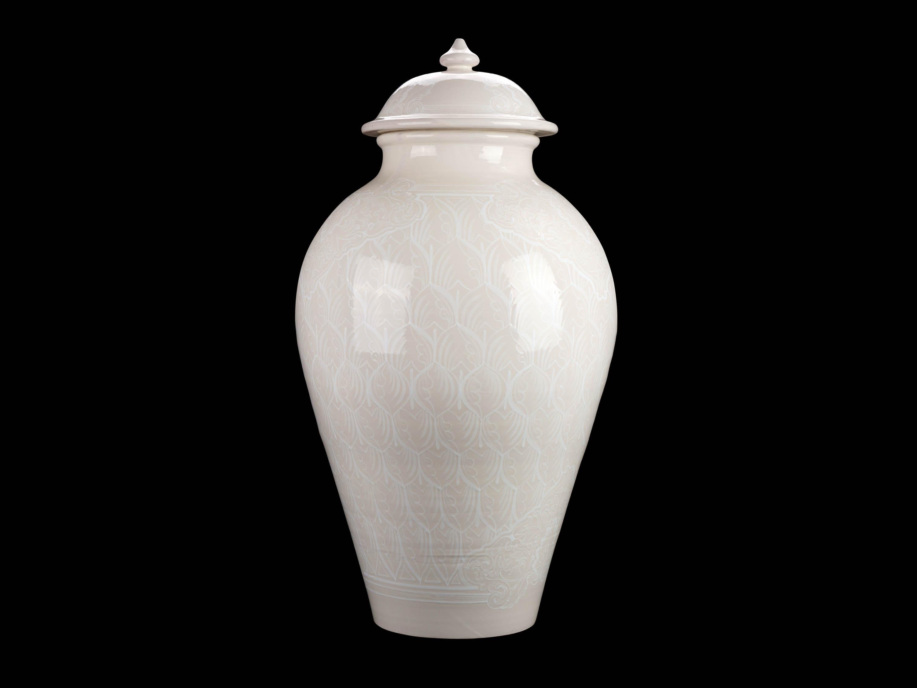 Ceramic Vase Potiche Jar Lid Decorated Ornament Decorative Majolica Total White Vessel For Sale