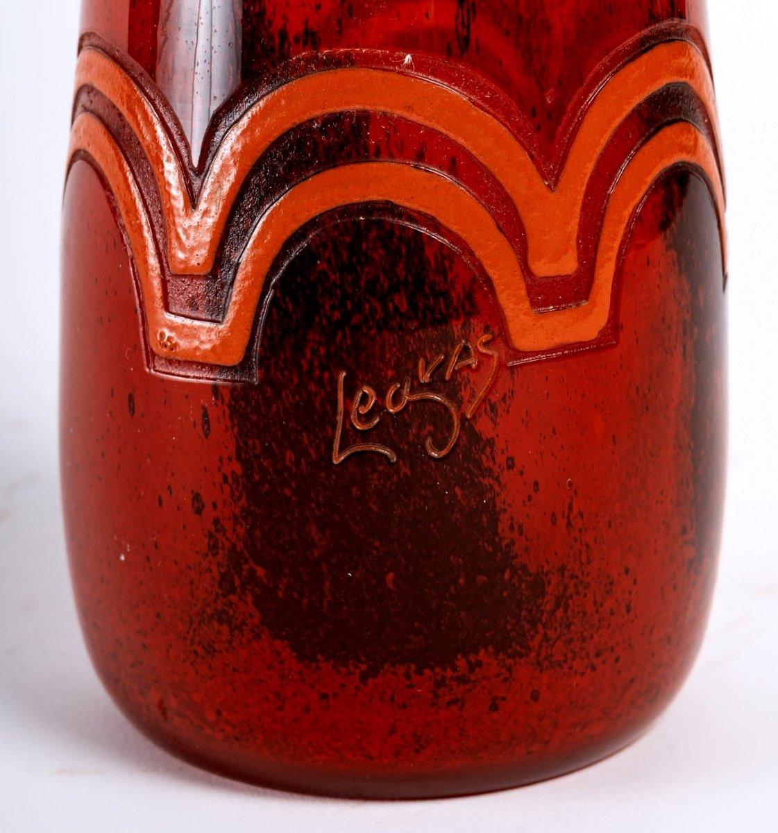 XIXe siècle Vase en verre poudré - Motifs gravés à l'acide - Signé Legras - Période : Art nouveau en vente