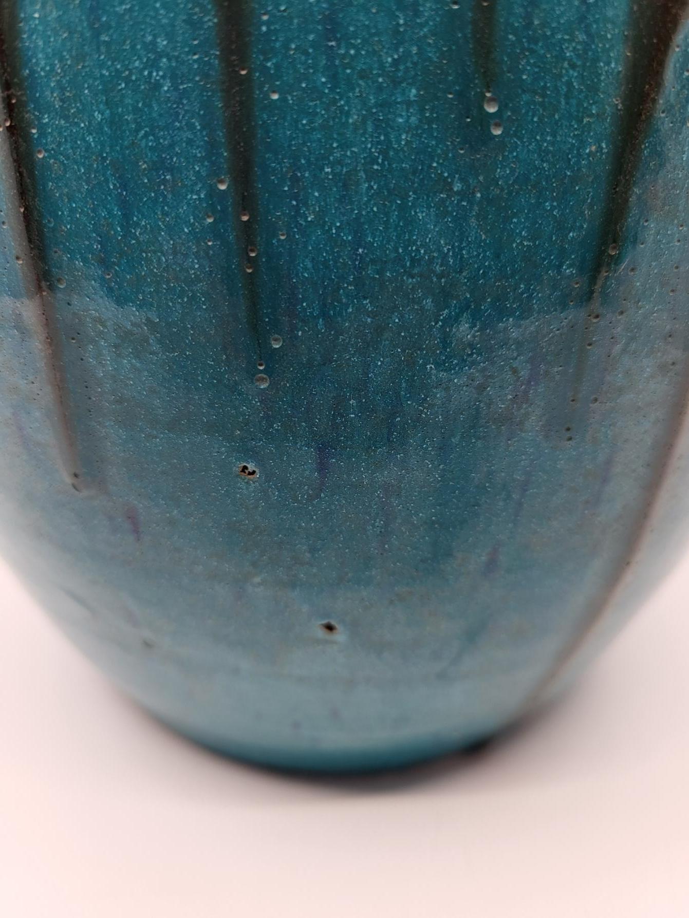 Vase Primavera Colette Guéden en céramique bleu Francais Art Déco 20th Century For Sale 5