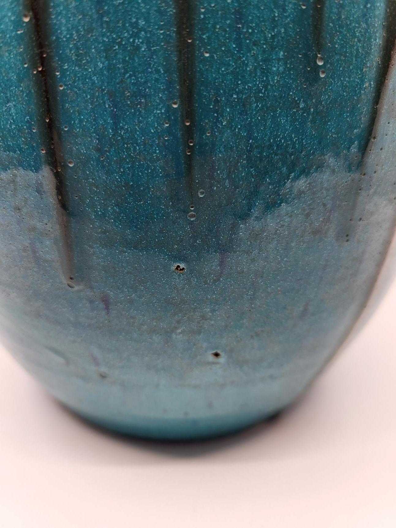 Vase Primavera Colette Guéden en céramique bleu Francais Art Déco 20th Century For Sale 12