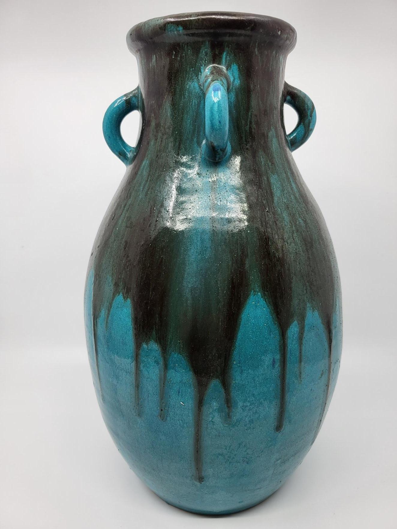 Art Deco Vase Primavera Colette Guéden en céramique bleu Francais Art Déco 20th Century For Sale