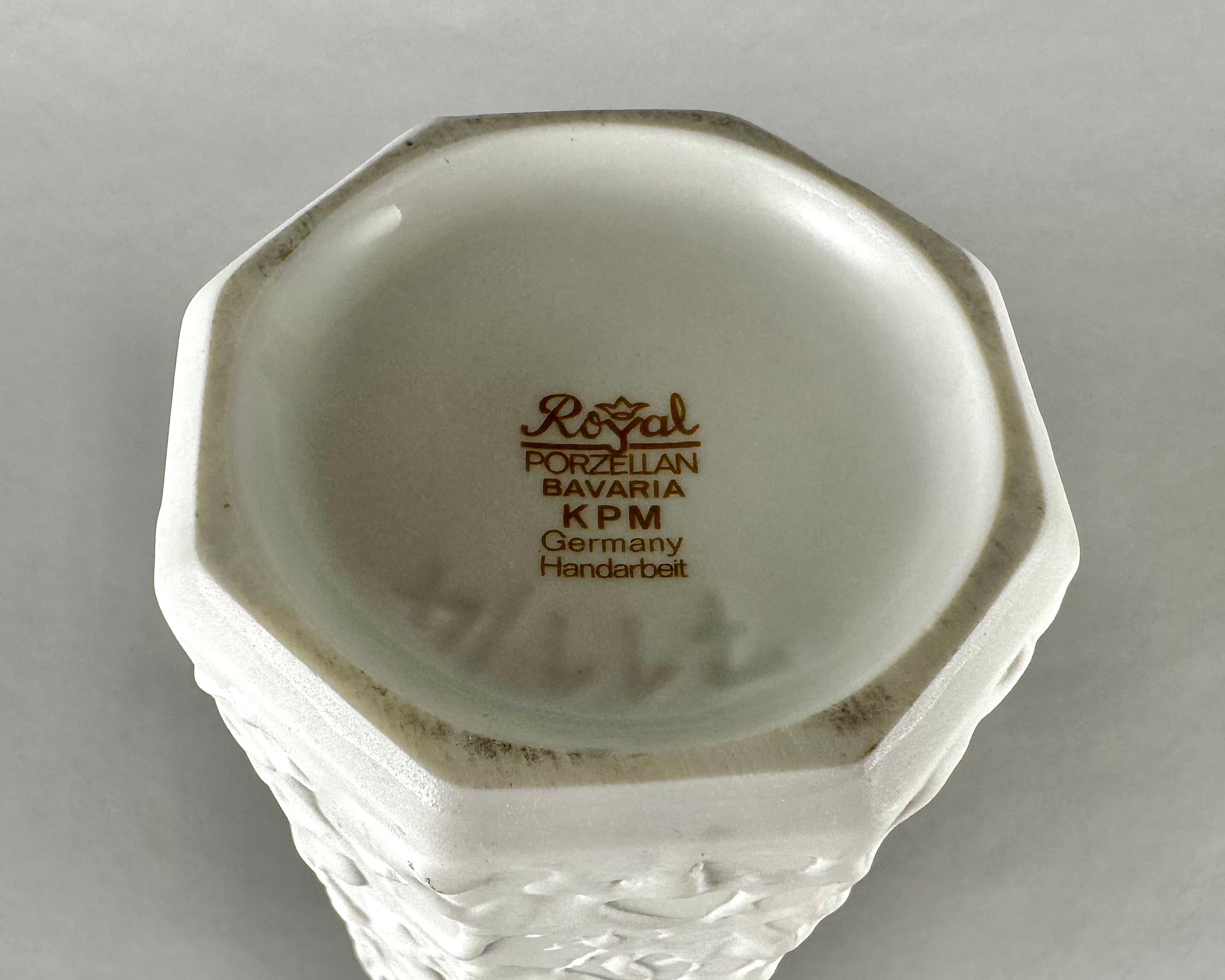 Vase Royal Porzellan Bavaria KPM Porcelain Vase Vintage 1950s en vente 1