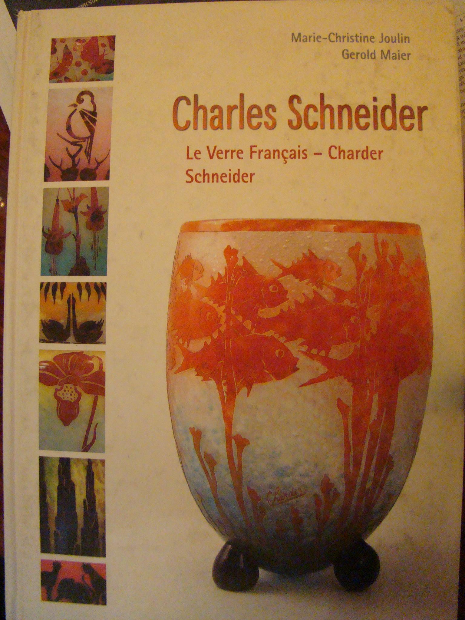 Vase Sign: Schneider France
Schneider
Charles Schneider (1881-1953) studied art in two of most prestigious French school of the Arts. First in the School of Fine Arts in Nancy, then in the elite Ecole des Beaux Arts in Paris. While at Nancy, Charles