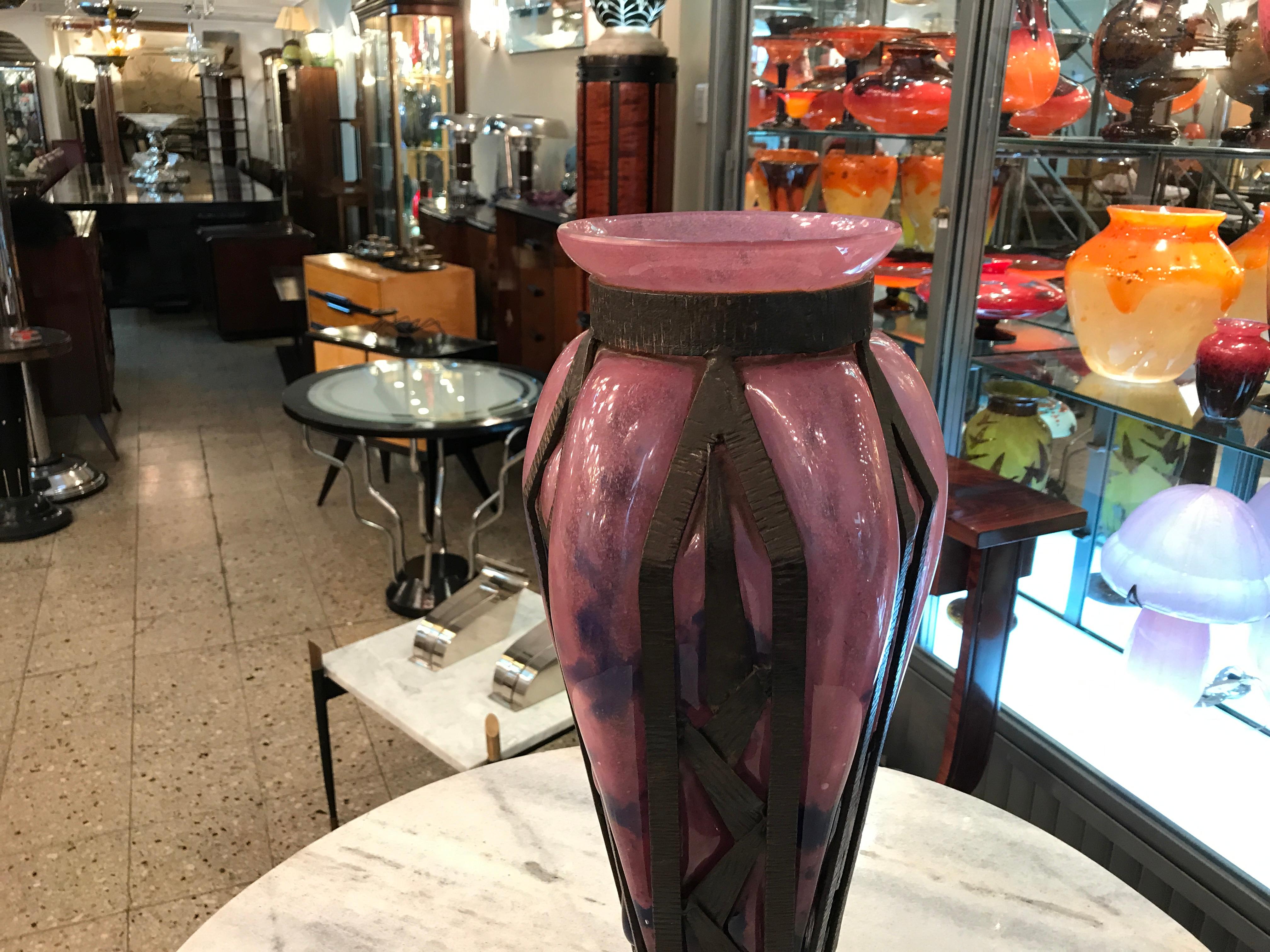  Vase Schneider with iron For Sale 2