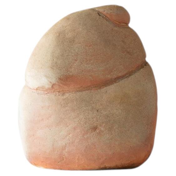 Sculptural vase by Elisabeth Joulia, made of stoneware with pink and sandy tones