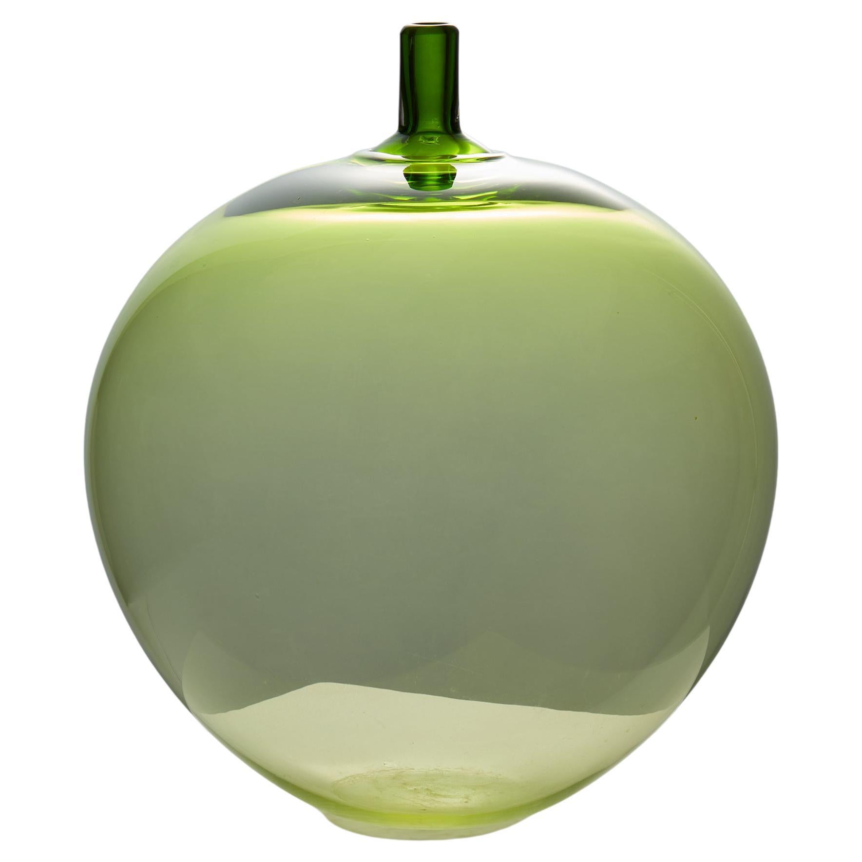 Vase/sculpture ‘The Apple’ Designed by Ingeborg Lundin for Orrefors