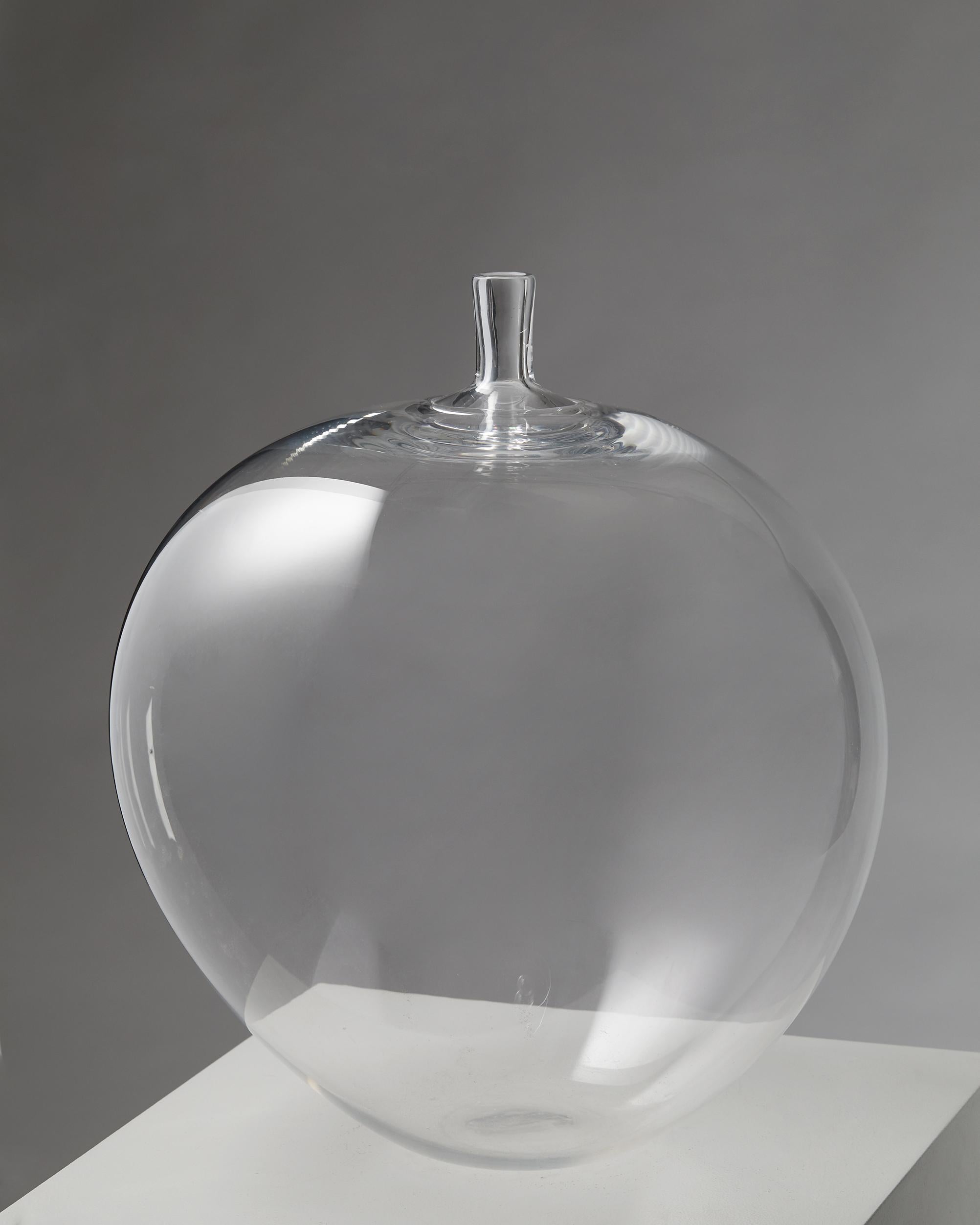 Mid-Century Modern Vase/Sculpture ‘The Apple’ Designed by Ingeborg Lundin for Orrefors, Sweden