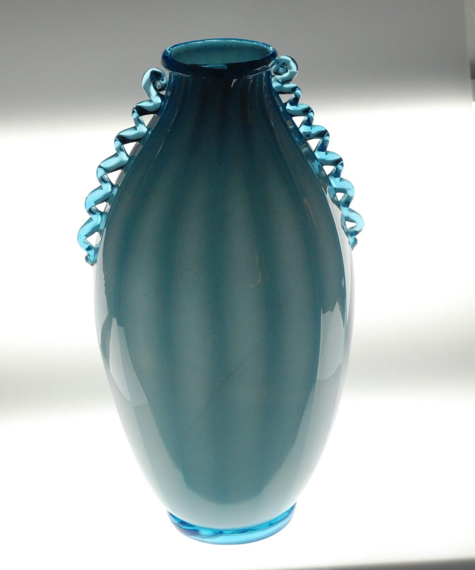 Vase Sfumato, Cirillo Maschio, Attributed Aquamarine with Morisa Murano, 1920s For Sale 6