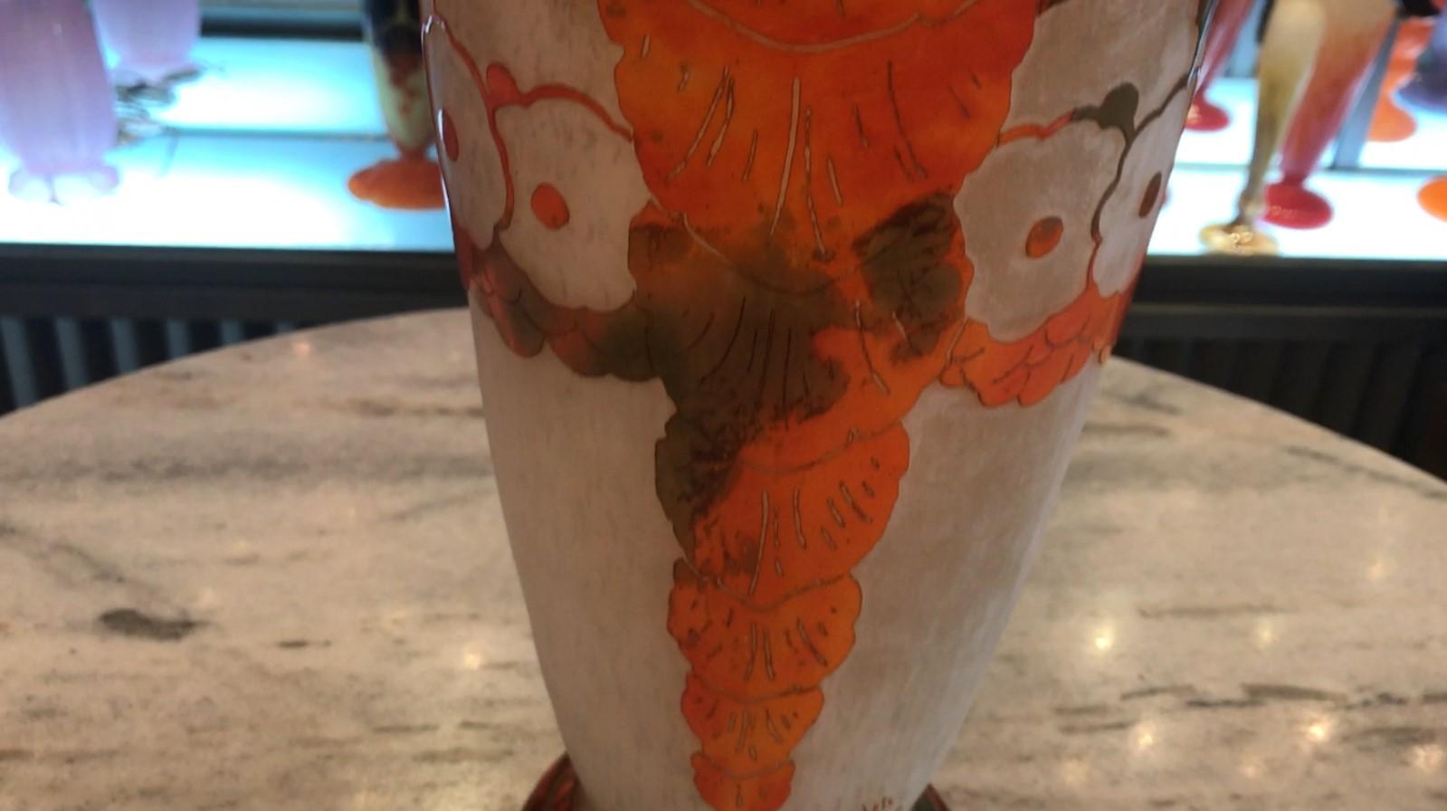 Vase, Signe : Charder ( Glycine Decoration ), France, 1927, Style : Art Nouveau en vente 12