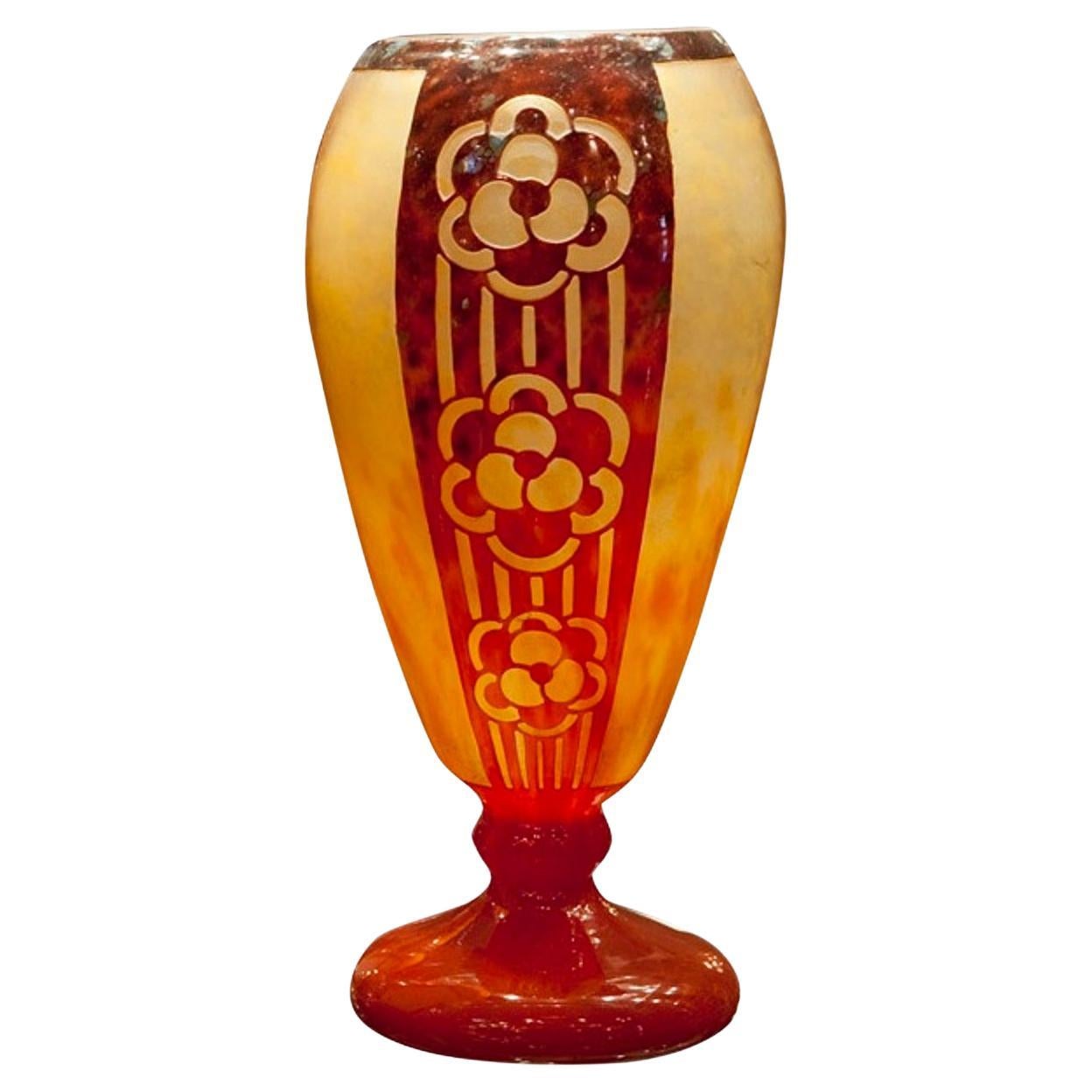 Vase, signé Charder ( Décoration des Rosaces ), France, 1927 en vente