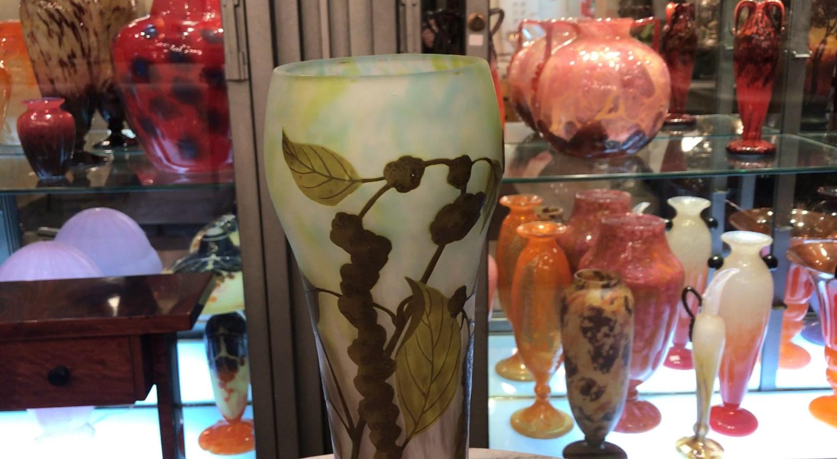 Verre Vase, enseigne : Daum Nancy , 1910, Style : Jugendstil, Art Nouveau, Liberty en vente