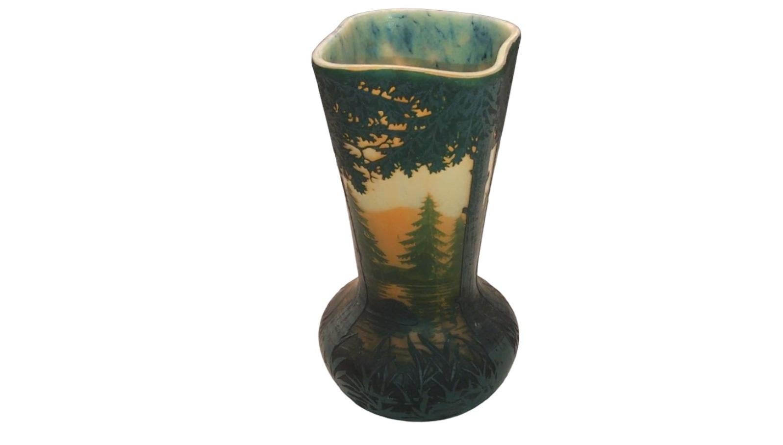 Vase, Sign: Daum Nancy, France, 1900, Style: Jugendstil, Art Nouveau, Liberty For Sale 3