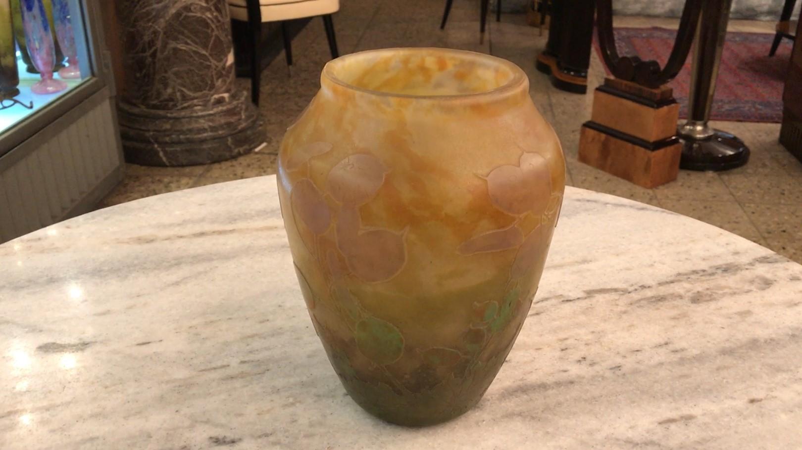 Vase, Sign: Daum Nancy, France, 1910, Style: Jugendstil, Art Nouveau, Liberty For Sale 6
