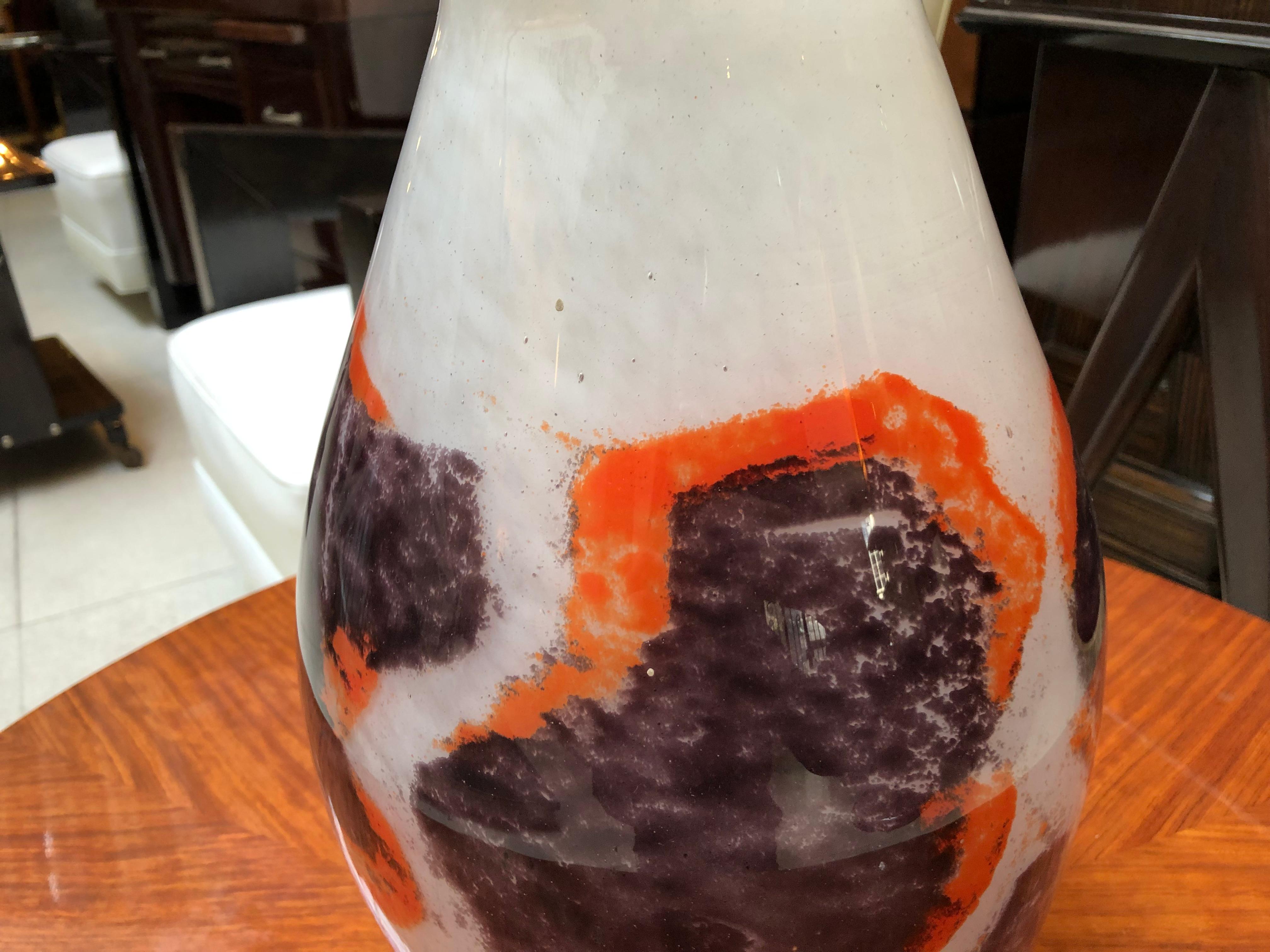 Vase Sign: Degué, Made in France, 1930 In Good Condition For Sale In Ciudad Autónoma Buenos Aires, C