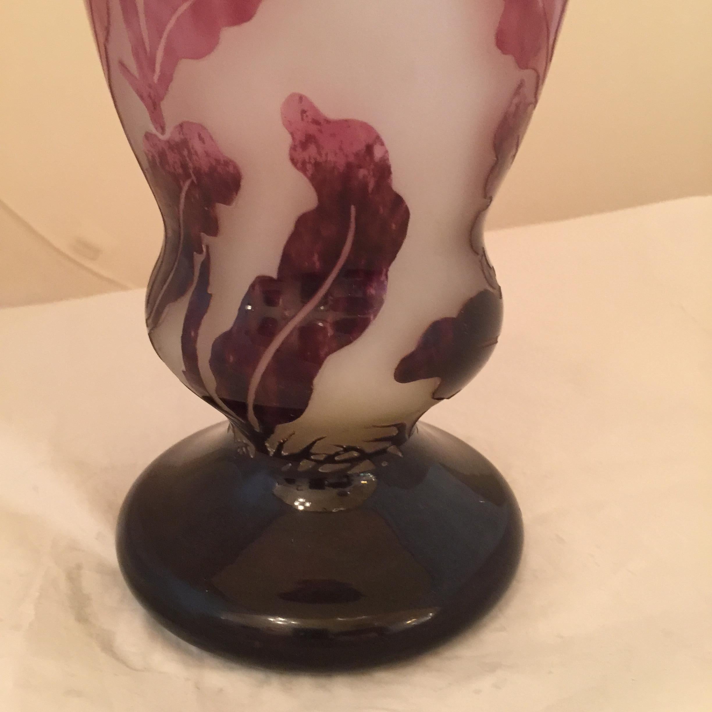 Early 20th Century Vase Sign: Degué, Made in France For Sale