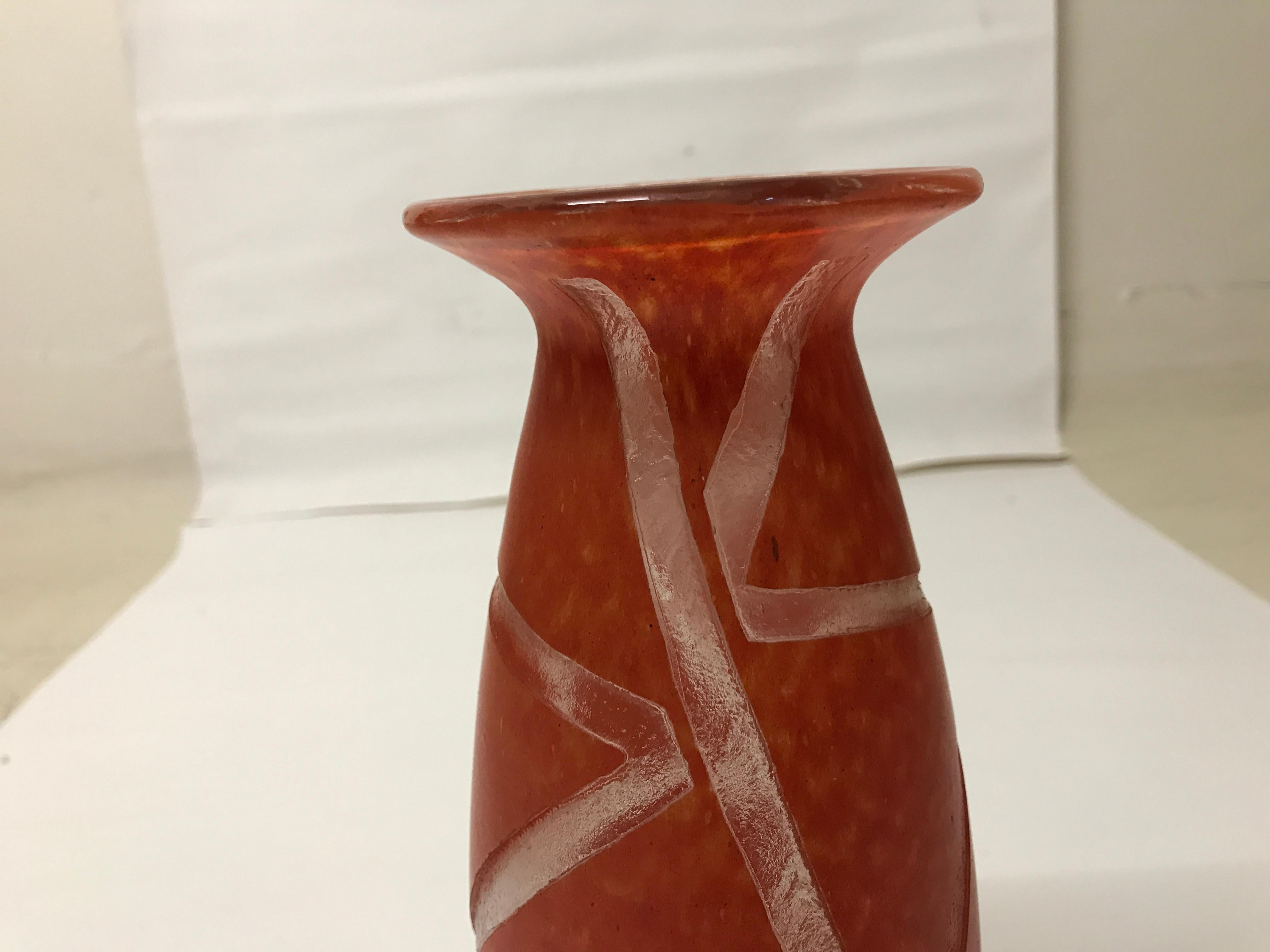 Vase Sign: Degué, Made in France, Style : Art Deco, 1926 For Sale 13