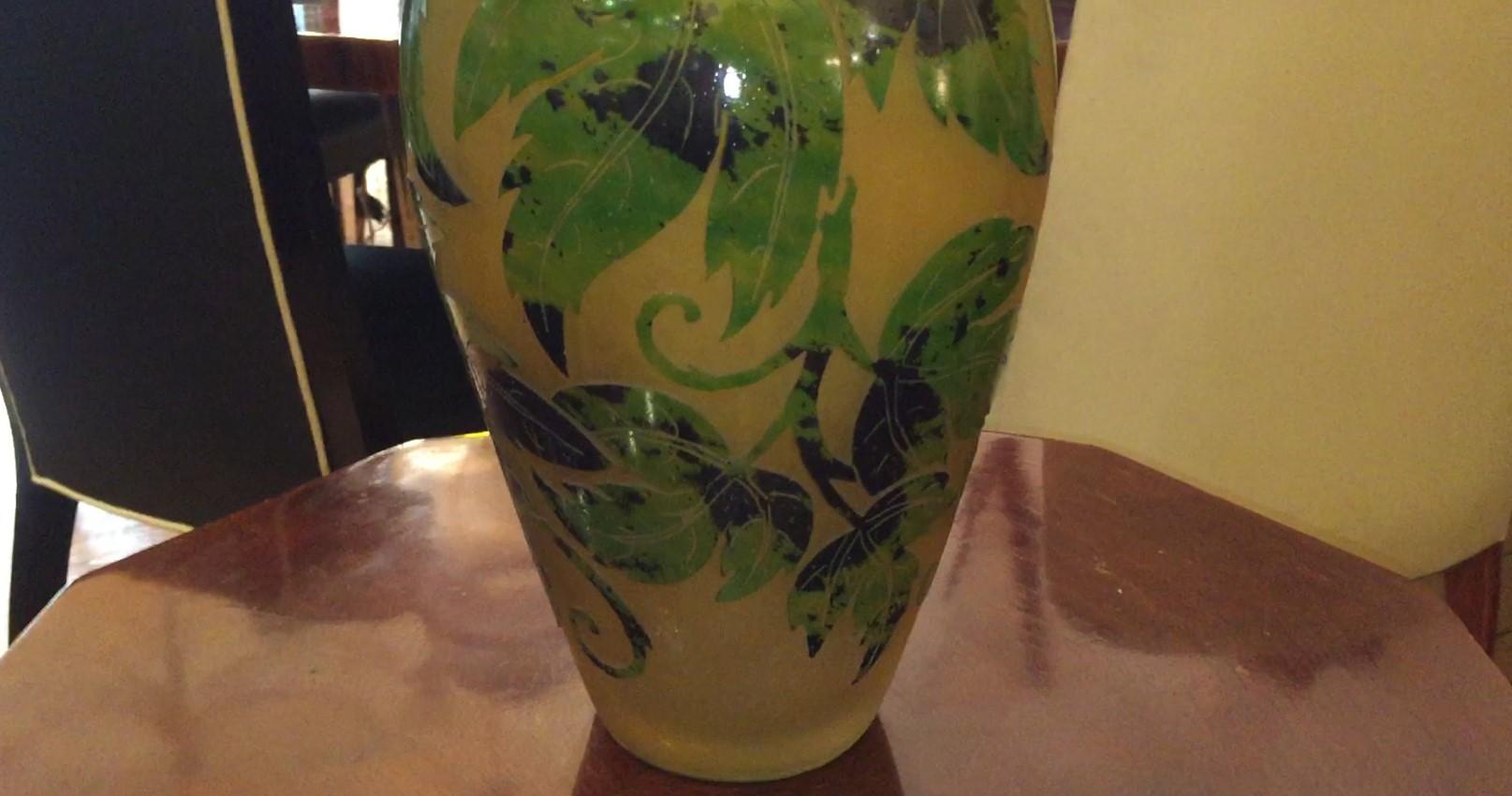 Vaso Sign: Degué, Made in France, Stile : Art Deco, 1926 In condizioni buone in vendita a Ciudad Autónoma Buenos Aires, C