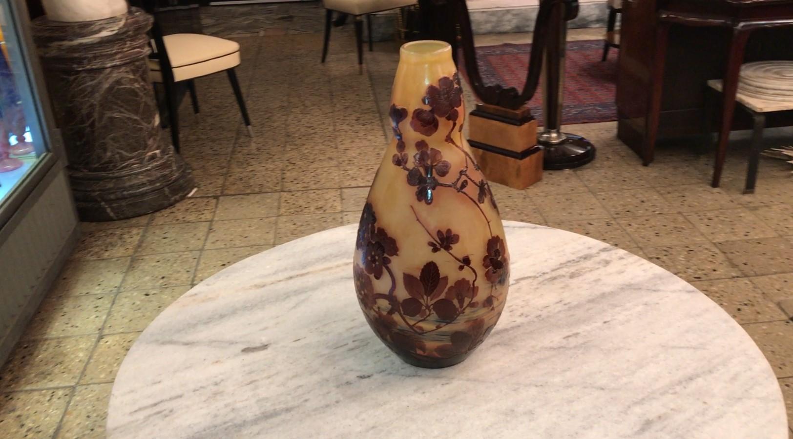 Vase, Signe : Gallé, Style : Jugendstil, Art Nouveau, Liberty en vente 1