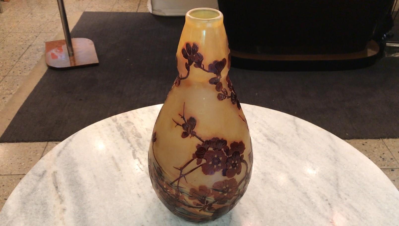 Vase, Signe : Gallé, Style : Jugendstil, Art Nouveau, Liberty en vente 2