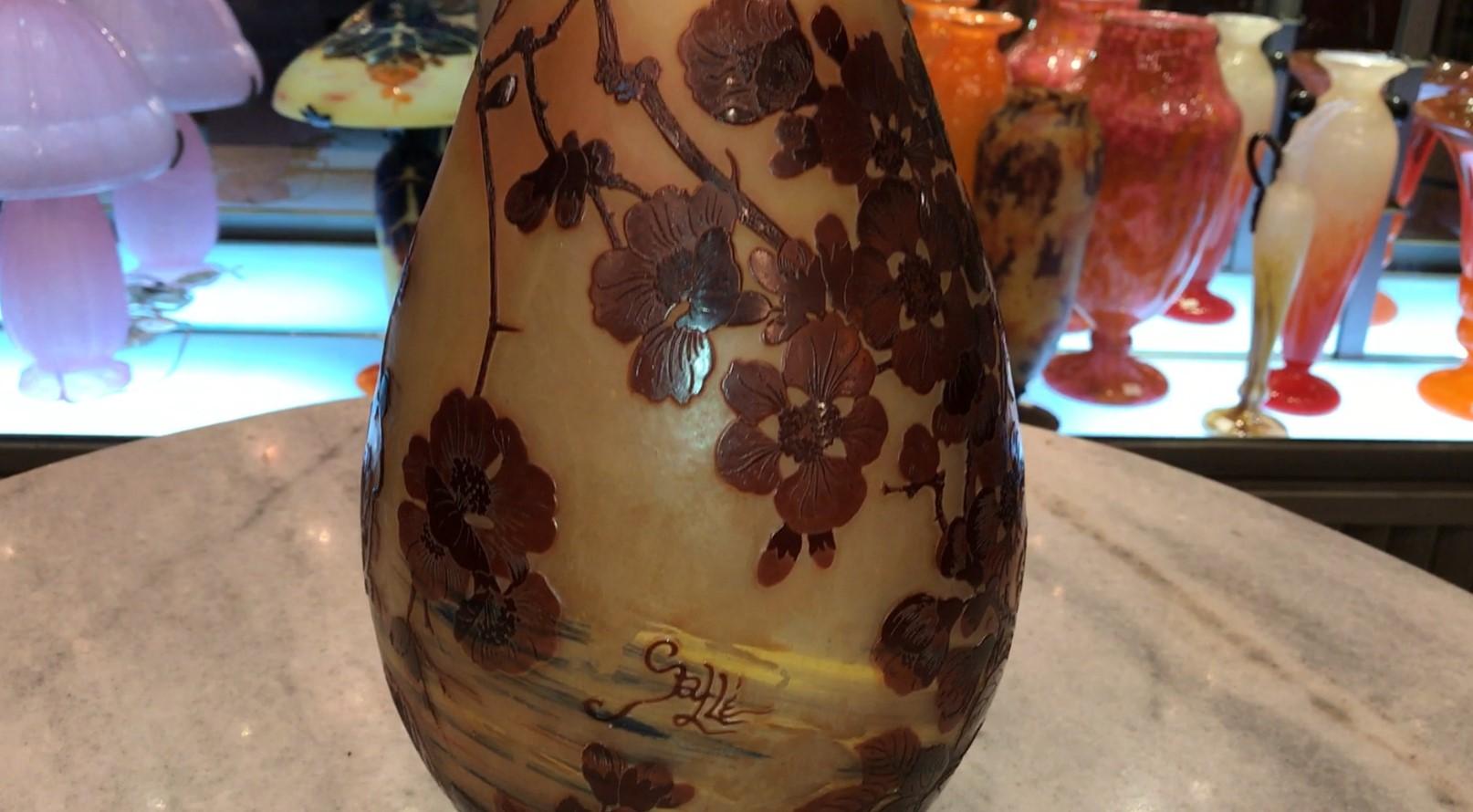Vase, Signe : Gallé, Style : Jugendstil, Art Nouveau, Liberty en vente 7