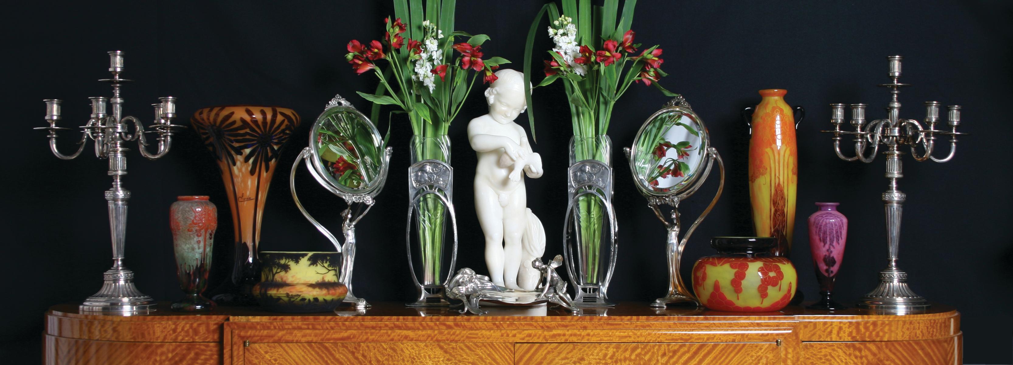 Vase, Signe : Le Verre Francais ( Fleurs Dahlias), Style : Art Nouveau, Liberty en vente 6