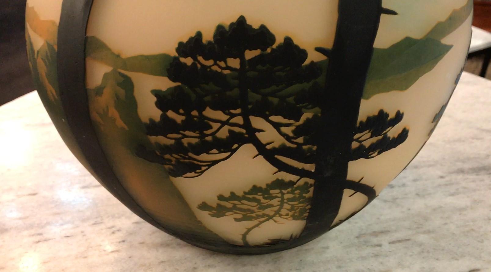 big Vase, Sign: Muller Freres Luneville, Style: Jugendstil, Art Nouveau, liberty For Sale 12