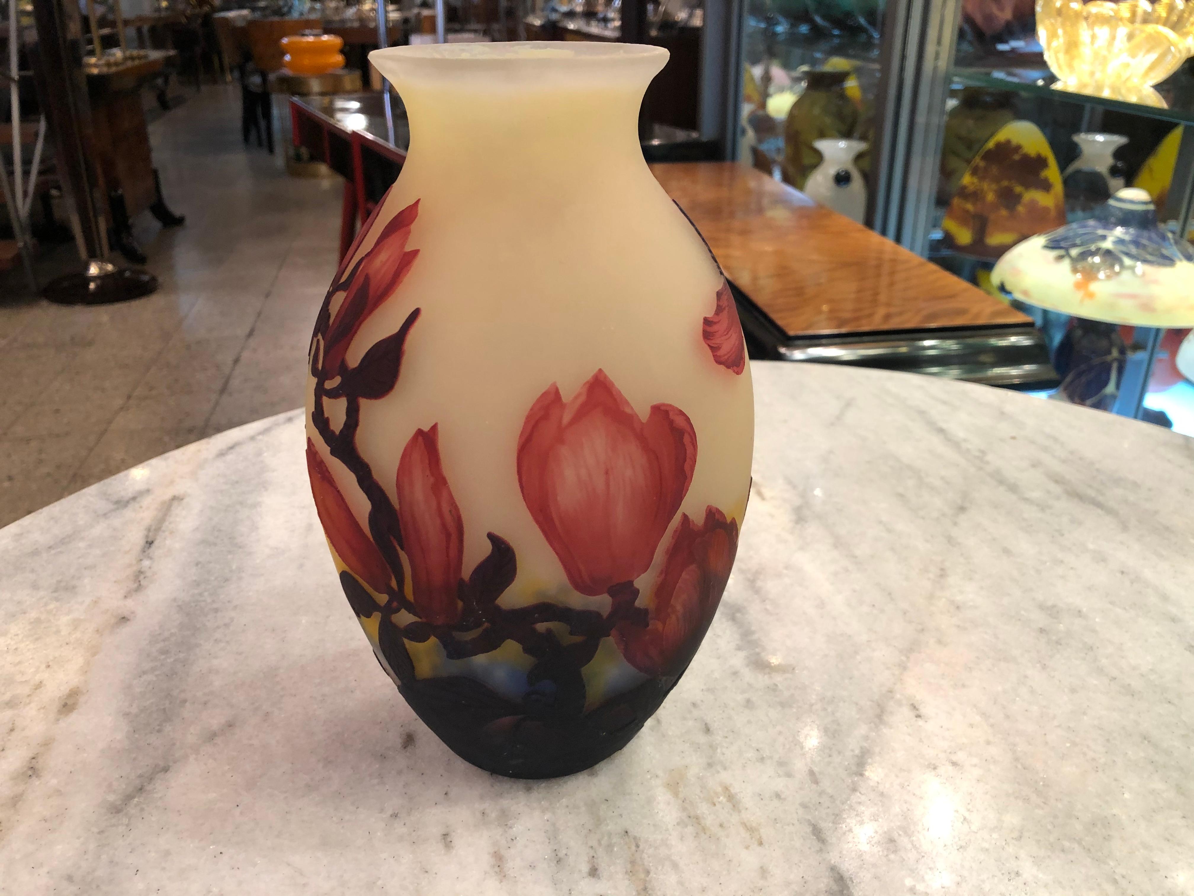 Début du 20ème siècle Vase, Enseigne : I. Muller Frères Luneville,  Style : Jugendstil, Art nouveau, Liberty en vente