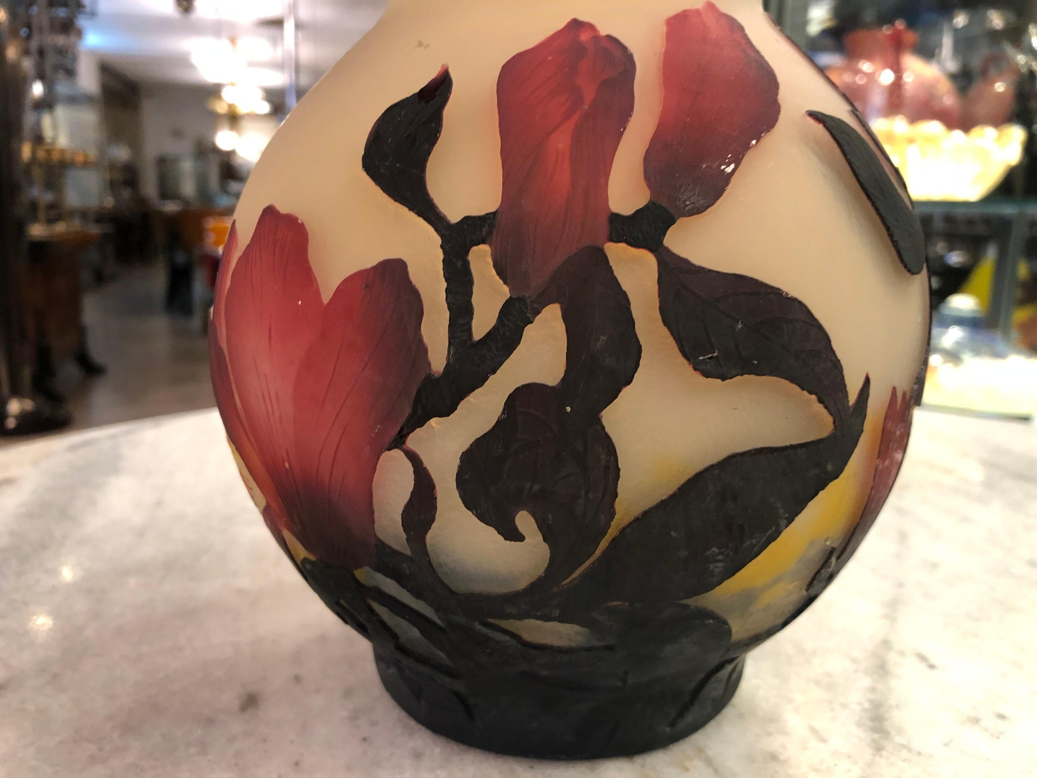 Vase, Sign: Muller Fres Luneville,  Style: Jugendstil, Art Nouveau, Liberty For Sale 5