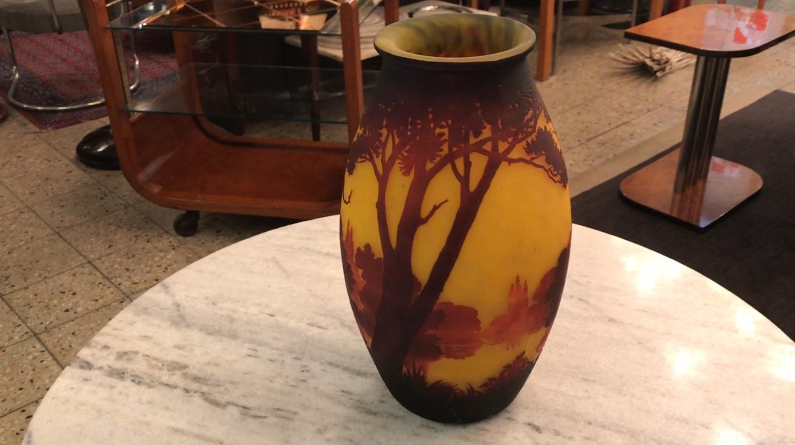 Vase, Sign: Muller Fres Luneville,  Style: Jugendstil, Art Nouveau, Liberty For Sale 7
