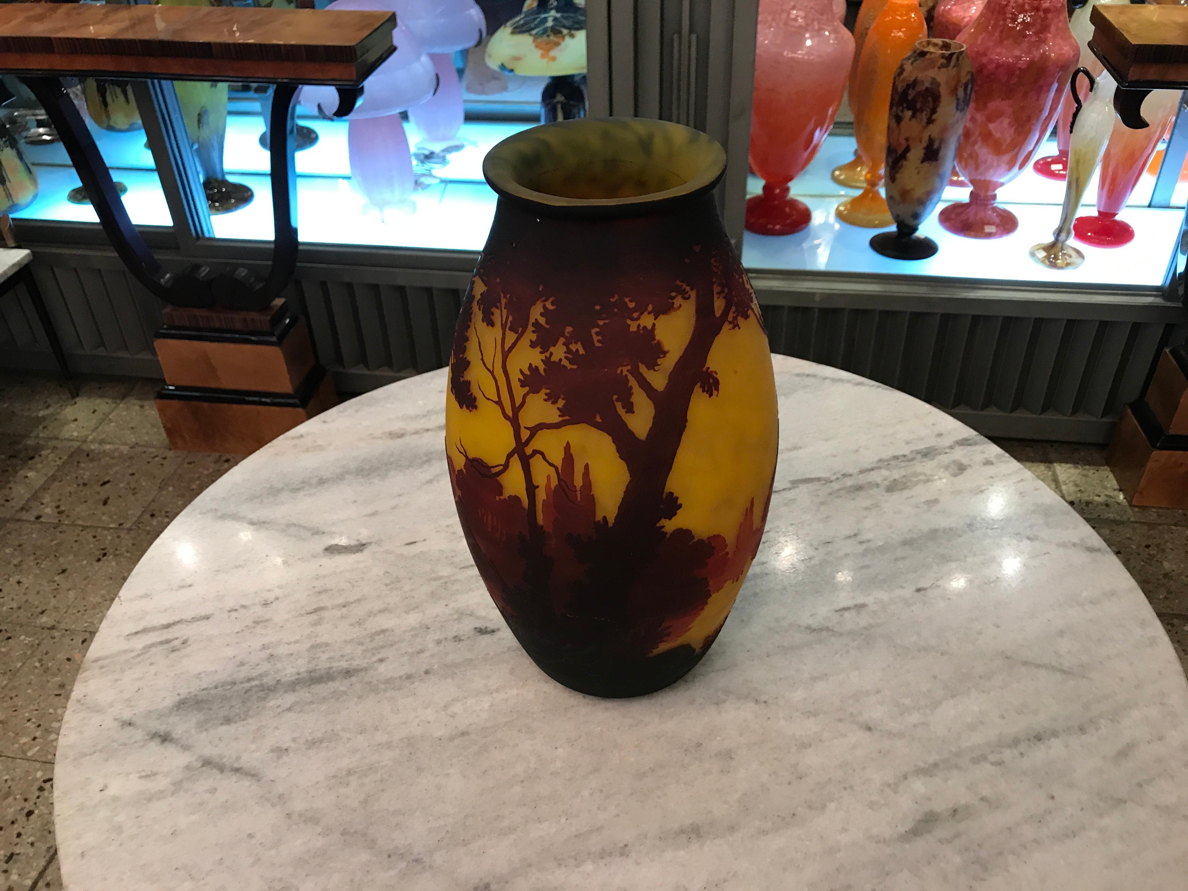 Vase, signé Muller Fres Luneville  Style : Jugendstil, Art nouveau, Liberty en vente 1