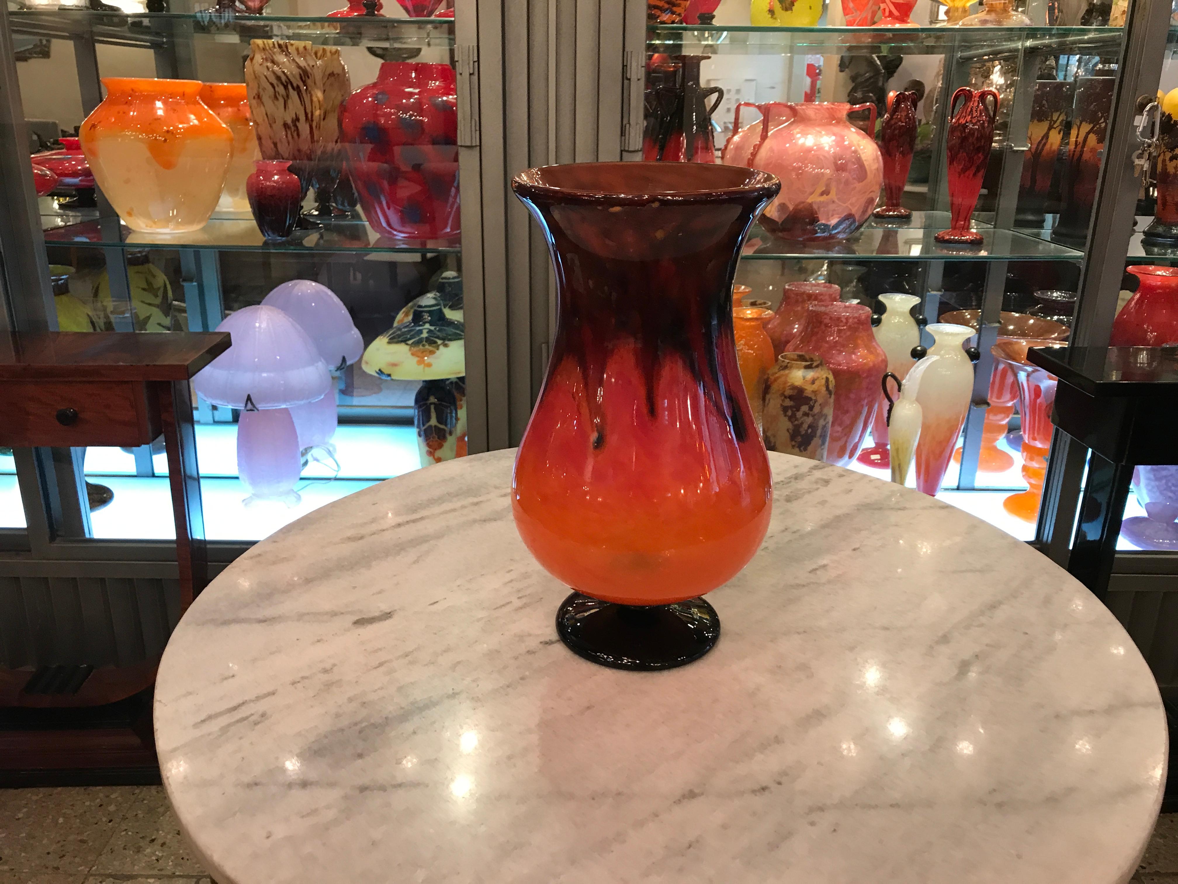 Art Glass Vase Sign: Schneider ( Decoración Jade), 1922, Style: Art Deco For Sale