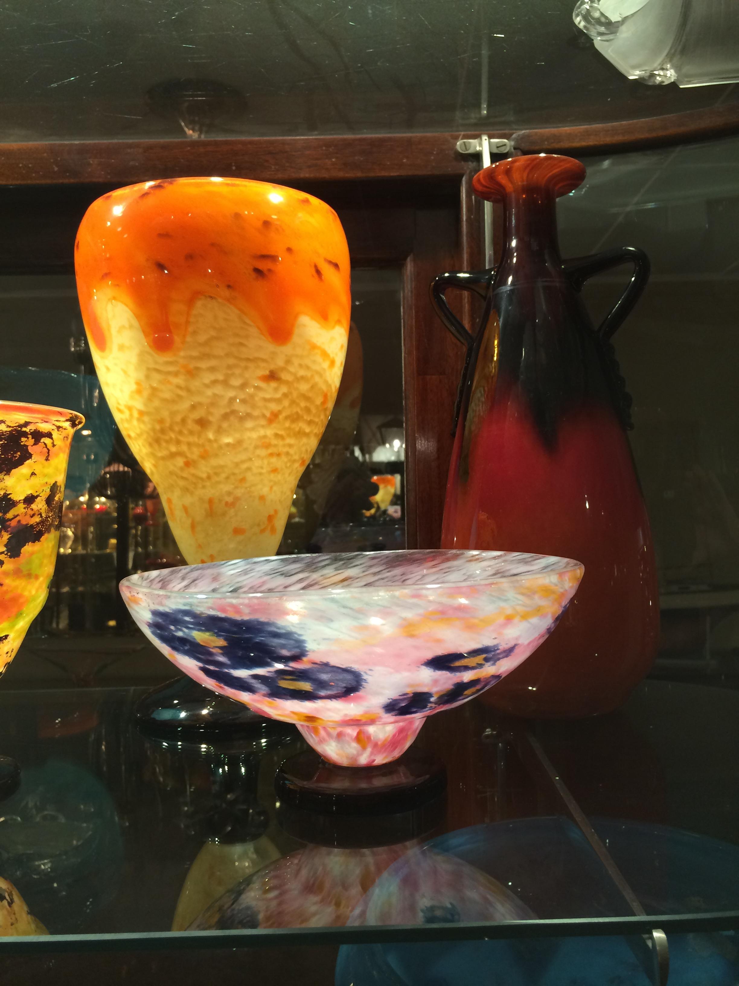 Art Glass Vase Sign: Schneider France ( Jade Decoration ) For Sale