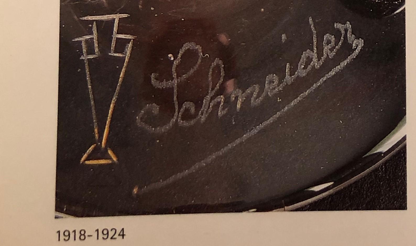 French Vase Sign: Schneider, France, with application, 1922, (Design Marbré). 1922 For Sale